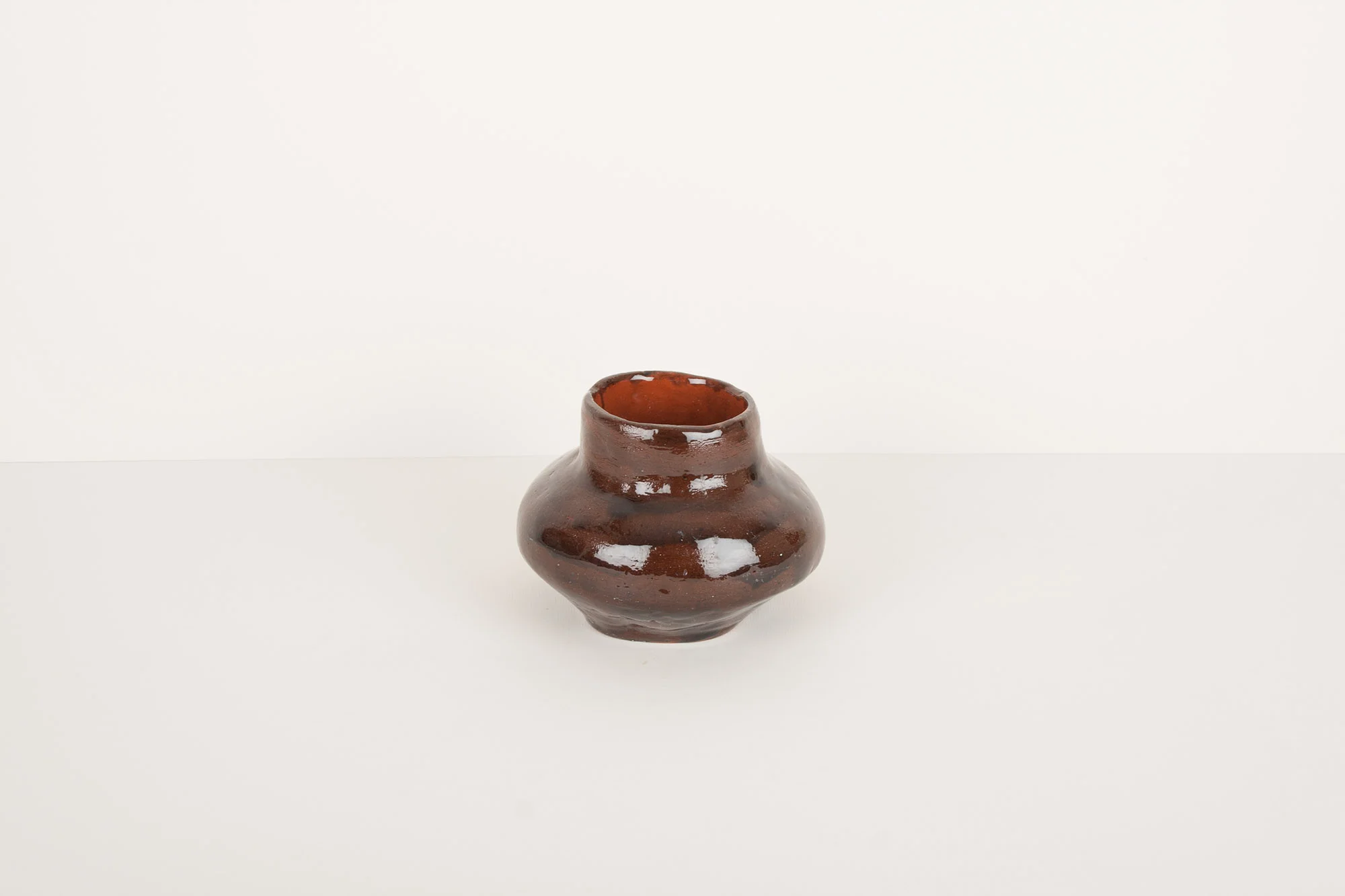 Petit vase irrégulier #1