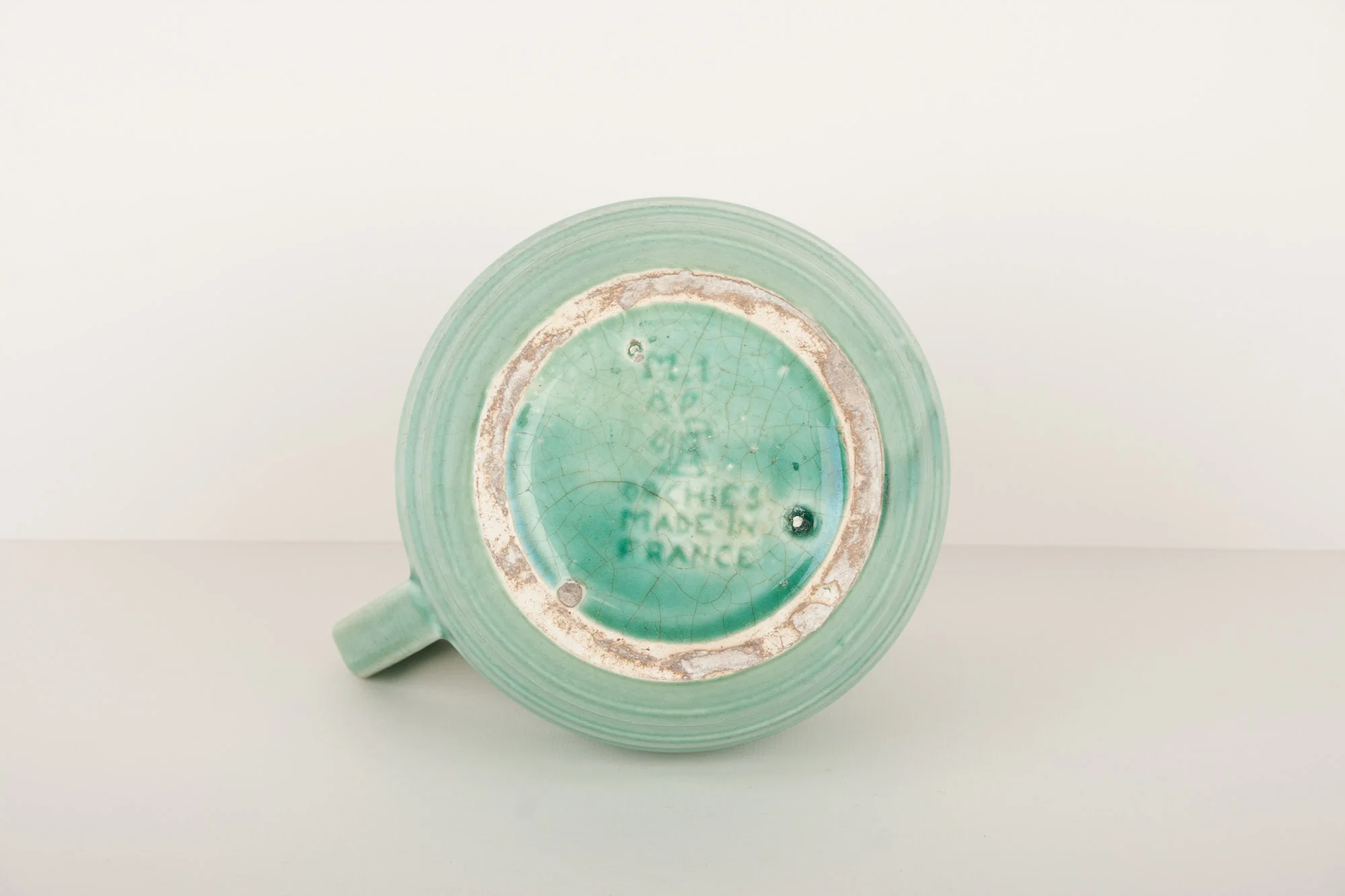 Pichet boule Orchies années 20