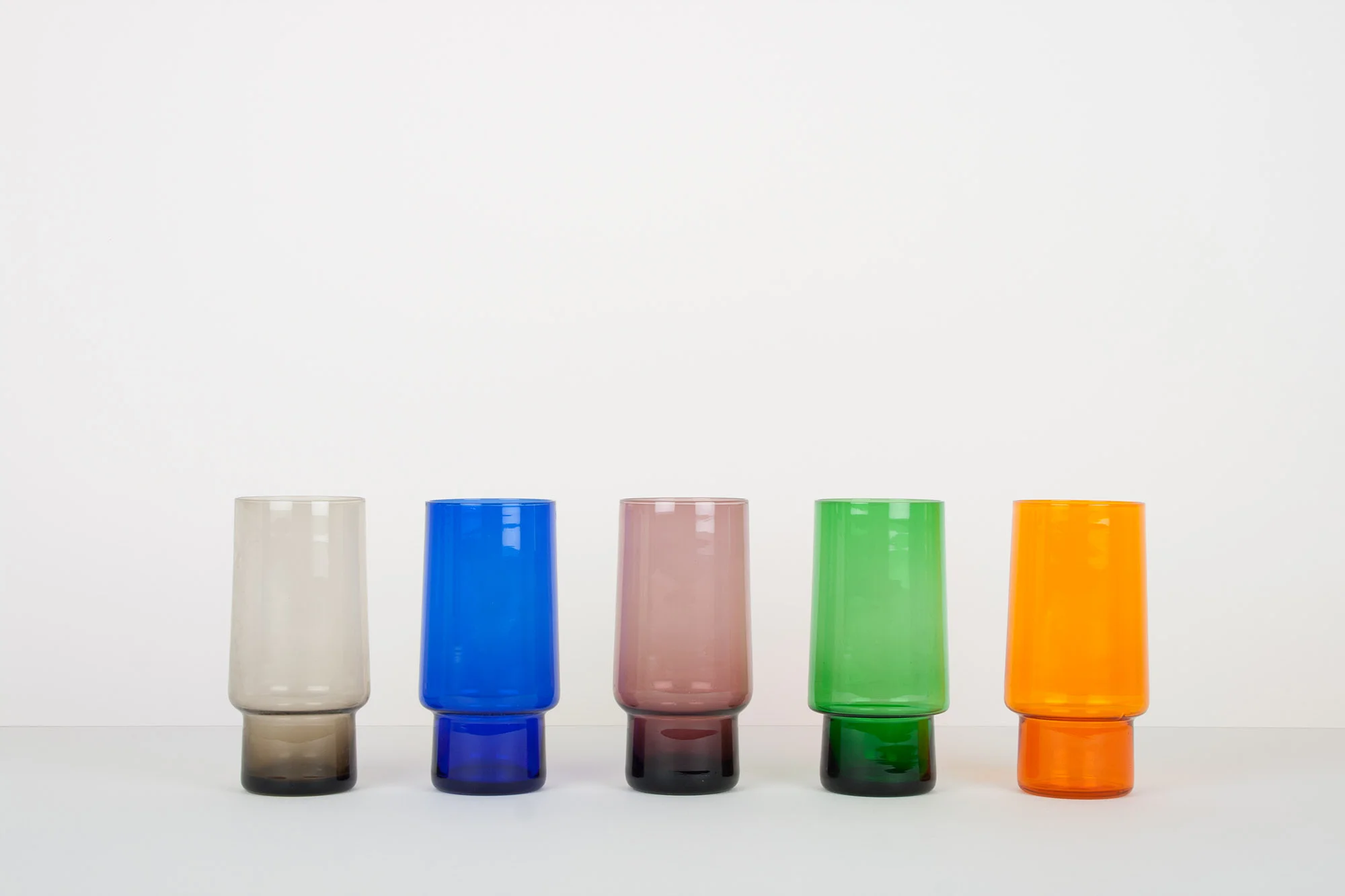 Verres colorés années 60