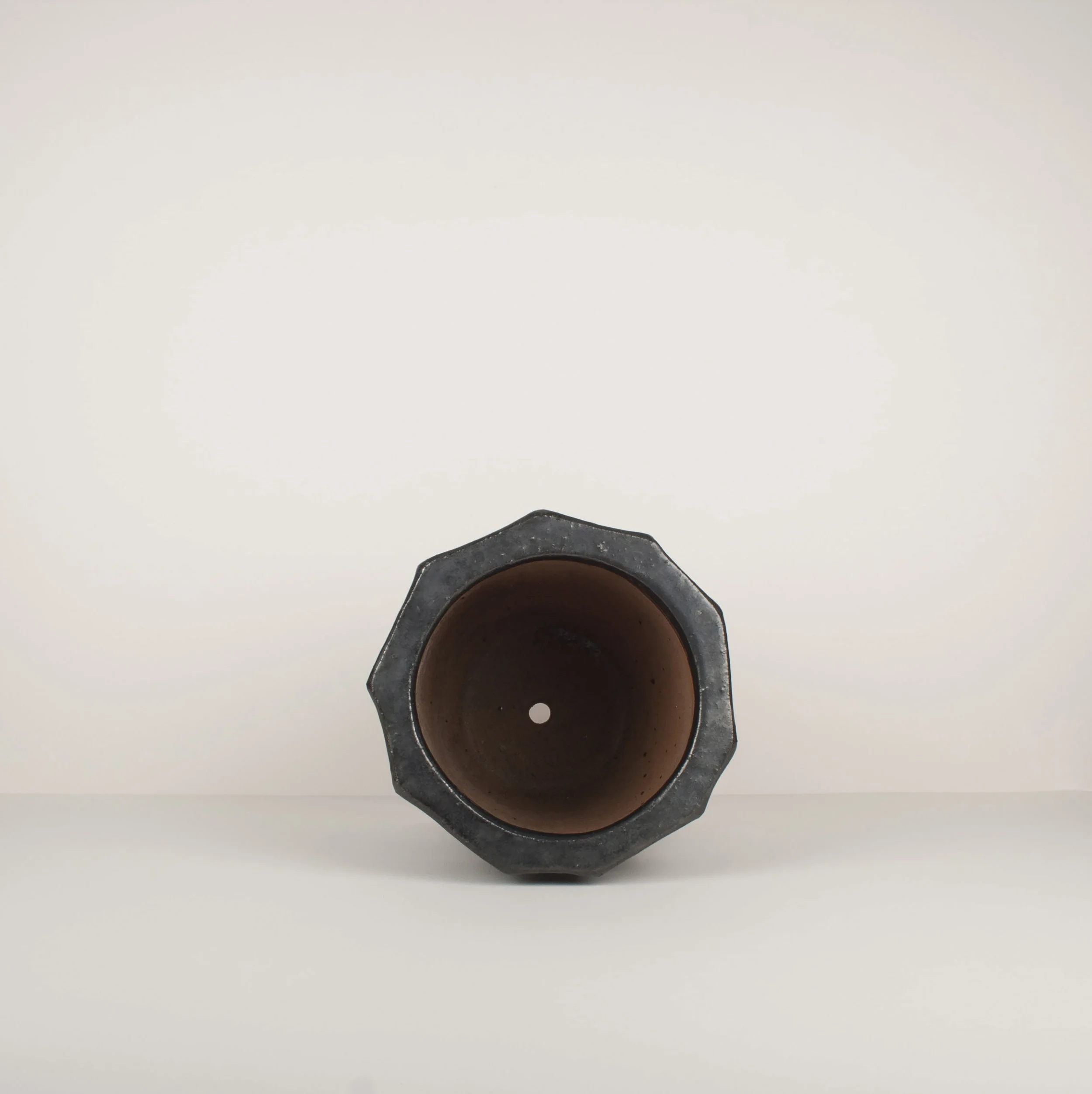 Grand pot martelé