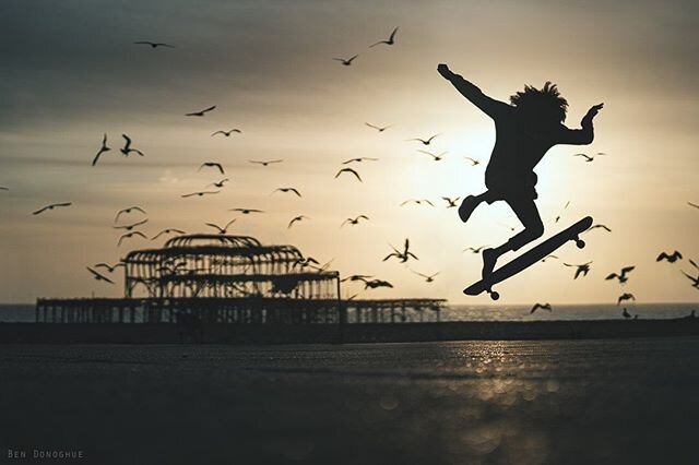 First shoot with the new camera. 
@seb_alicious 
@smilelongboards 
#sunset 
#longboarddancing 
#smilelongboards 
#brightonstreetphotography #streetstyle #brighton #brightonwestpier #westpierbrighton #westpierce