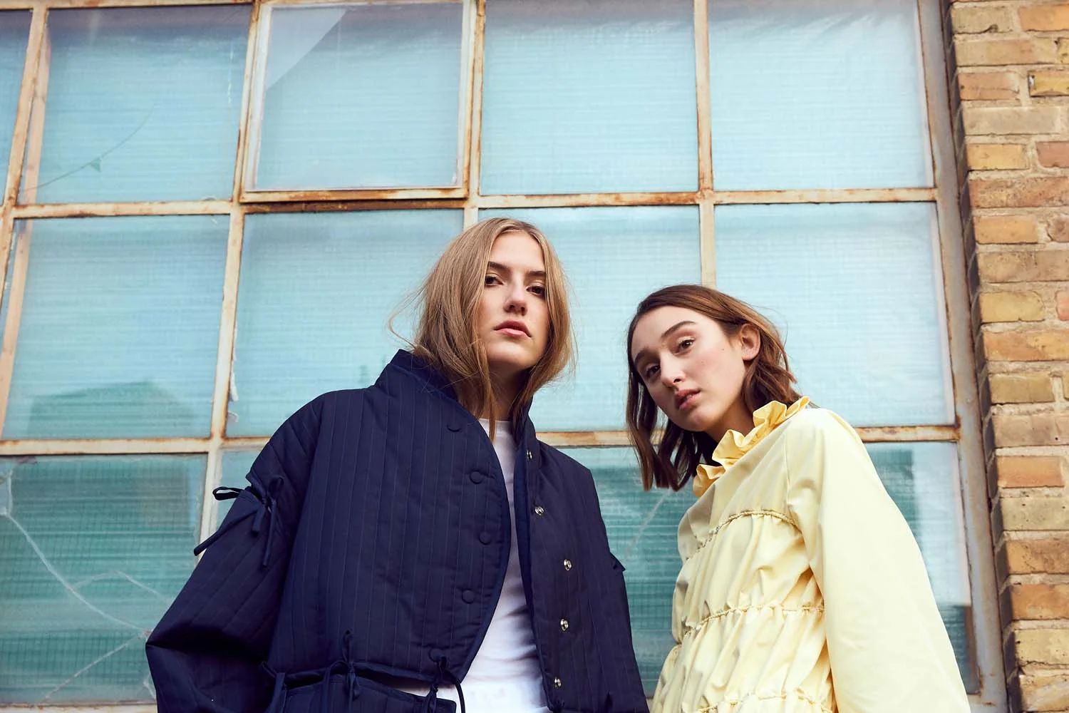 Sara Becic & Ida Mølgaard Le Management - Grim studie Modefotograf i Århus