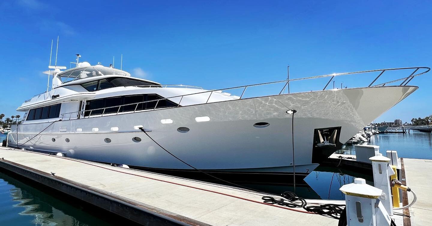 Grateful to share that I&rsquo;ve been contracted to run this Crescent 110 this summer.
.
.
.
.
.
.
.
.
.
#yacht #yachting #yachtlife #yachts #boat #boats #boating #boatlife #sail #sailing #megayacht #superyacht #luxury #crescentyachts #crescent110 #