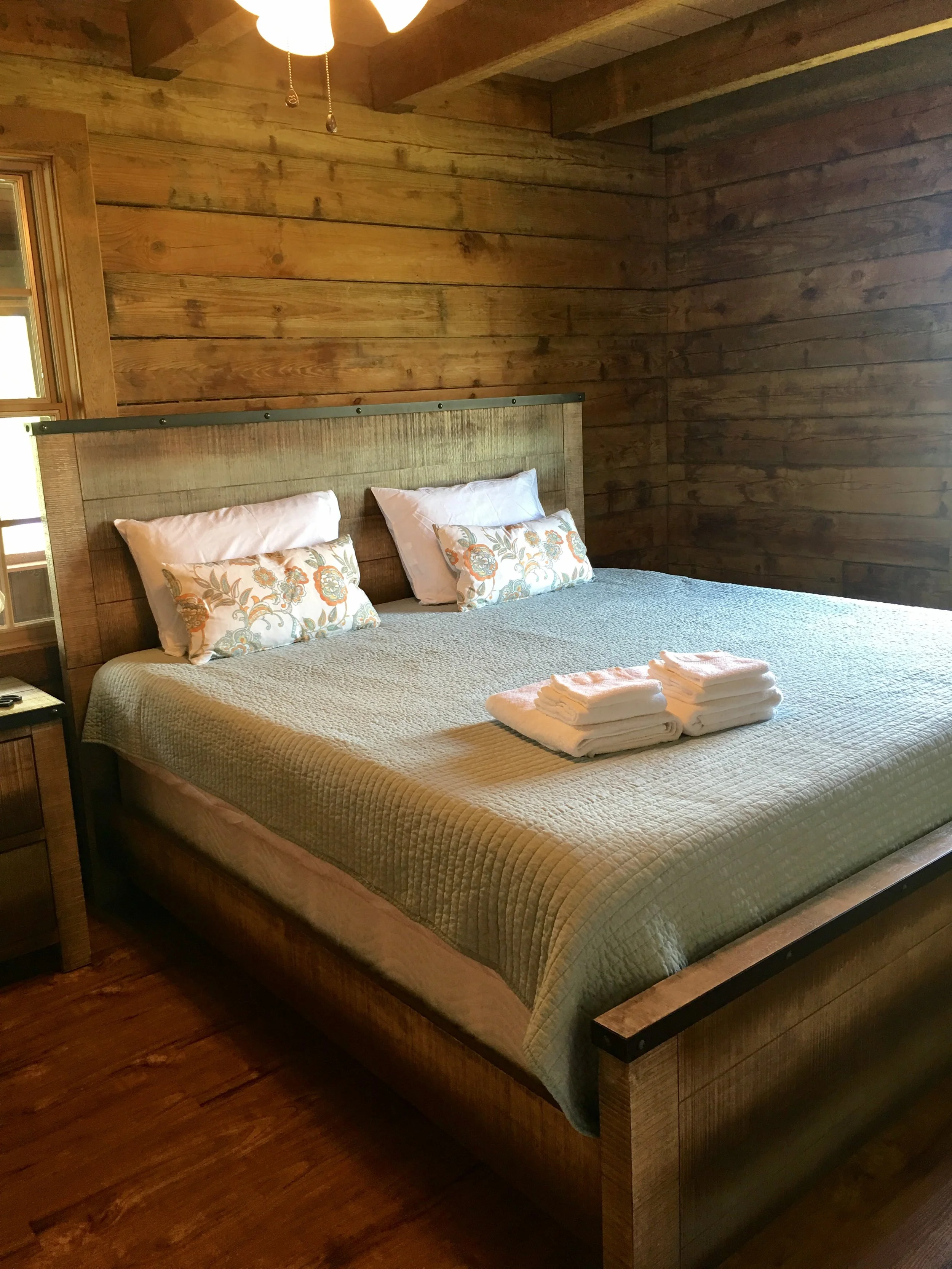 log cabin ad.jpg