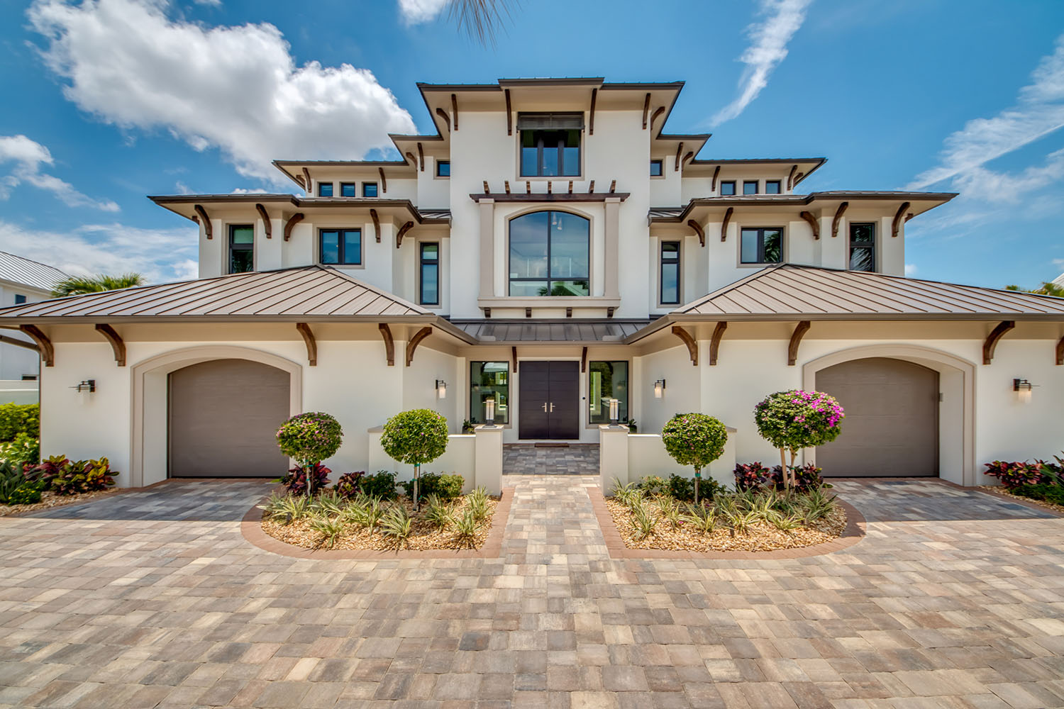 Front_of_House_12.jpg