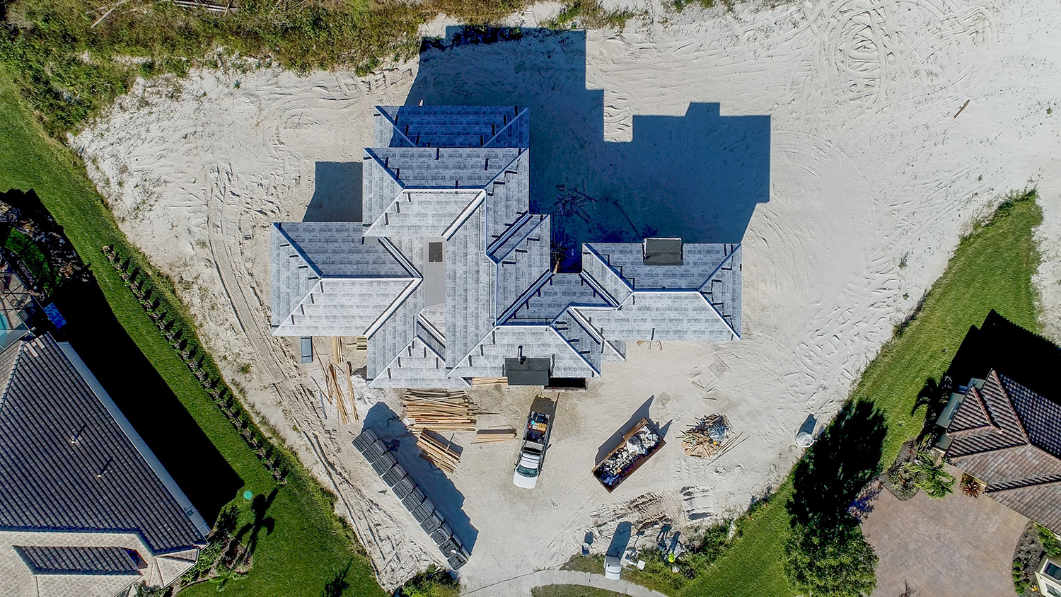 CoastalCraftsmen-HiddenPines-RoofDry-1