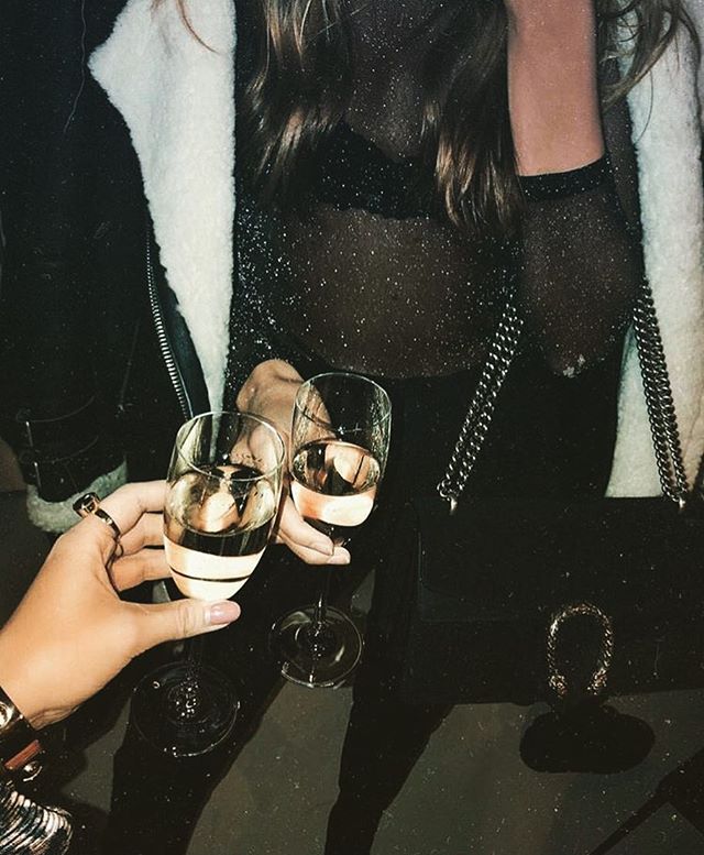 Laughter is in the bubbles ✨
.
.
.
.
#drinks #prosecco #yesprosecco #sparkling #rose #sparklingrose #winelover #bubbles #sparkles
#winestagram #betterwithbubbles #nightlifestyle #nightlife #nightlifenyc #nycdisco #disco #discohead #chic #discoball  #