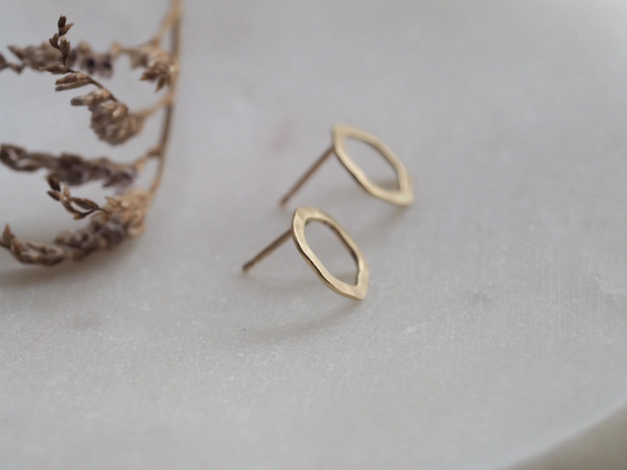 Geo outline studs5.jpg