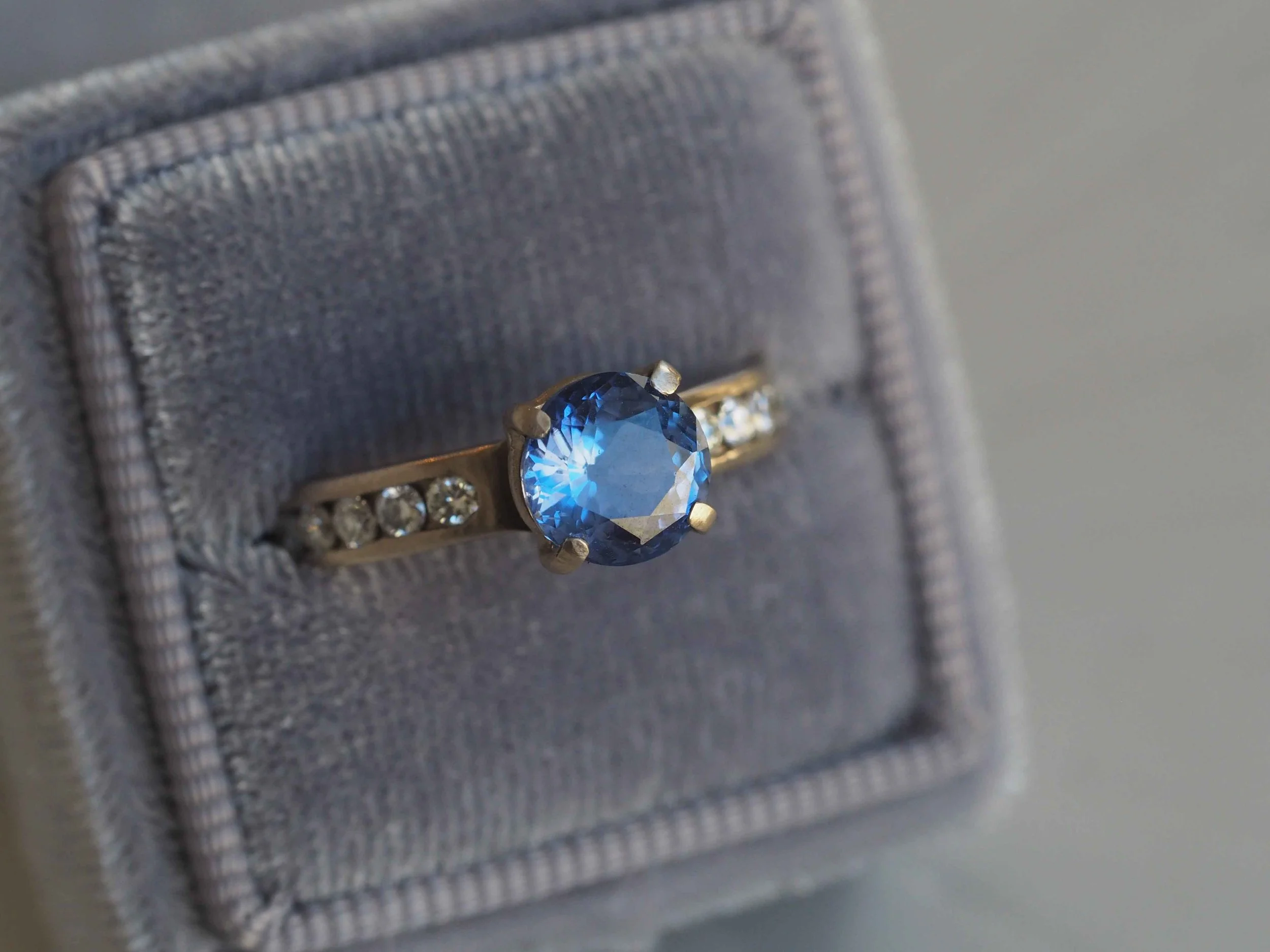 Close-up-18ct-White-Gold-Diamond-and-Sapphire-Ring.jpg