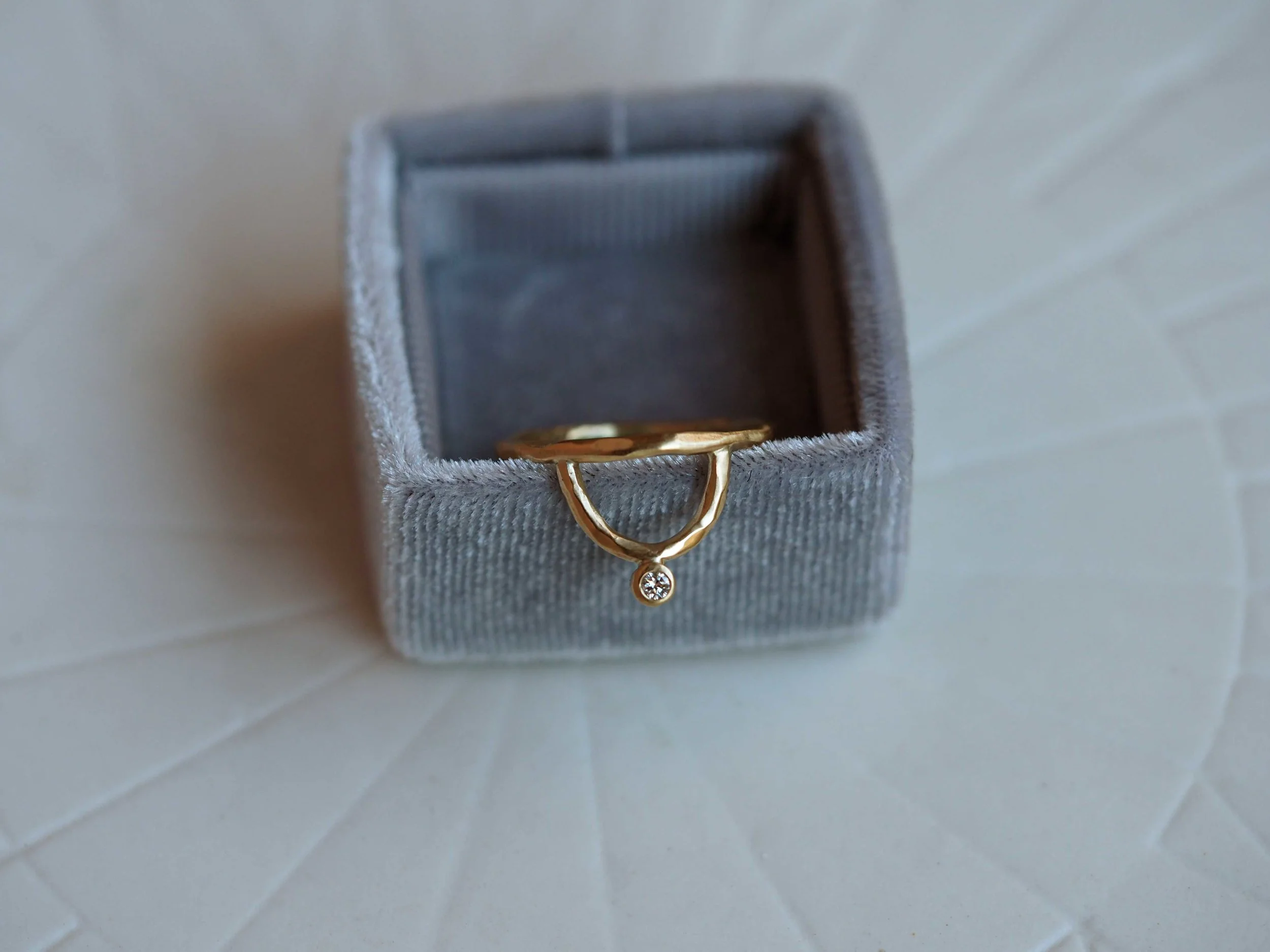 Modern-Diamond-and-Gold-Ring.jpg