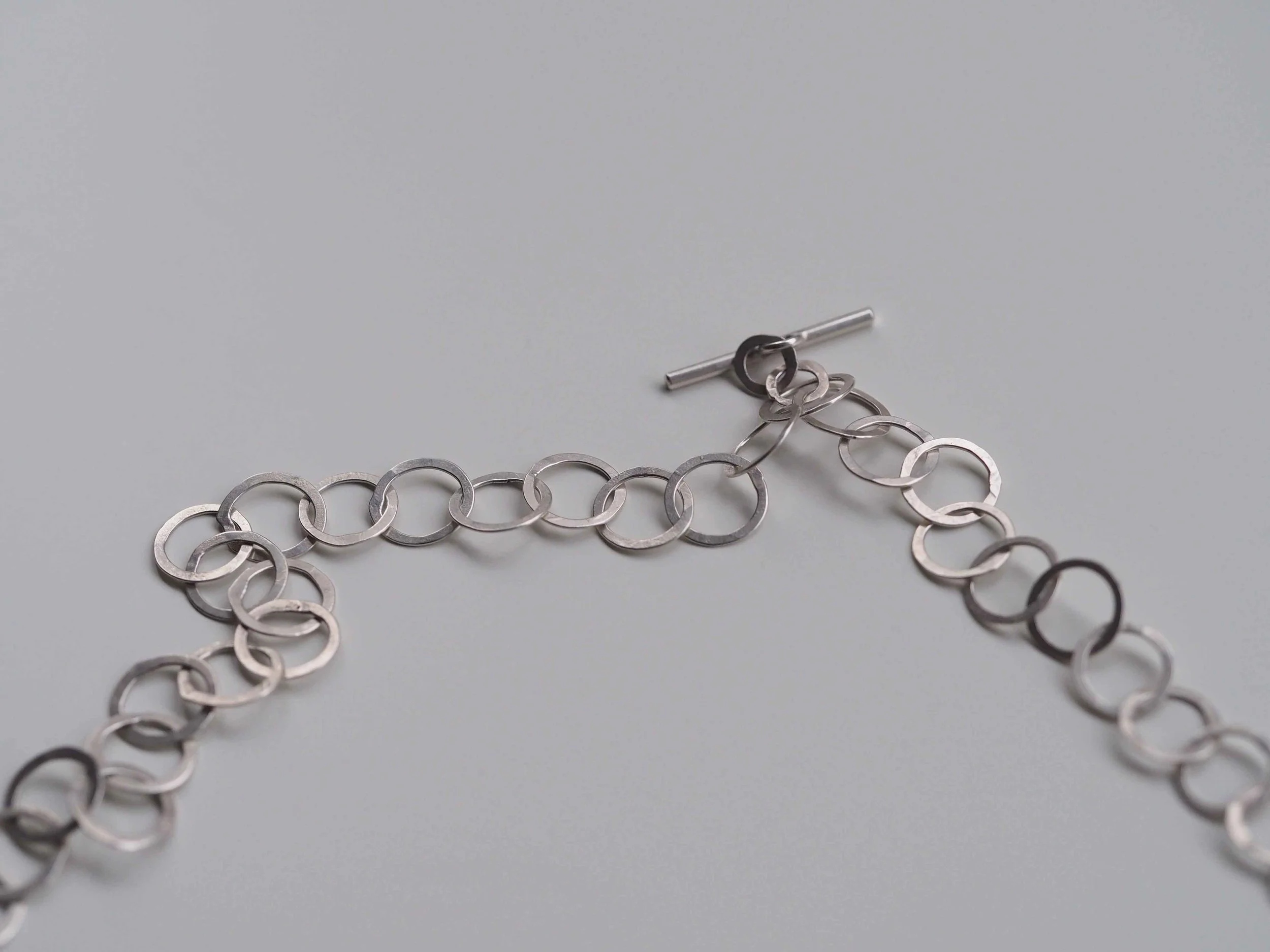 Hannah-Batstone-Contemporary-Jewellery.jpg