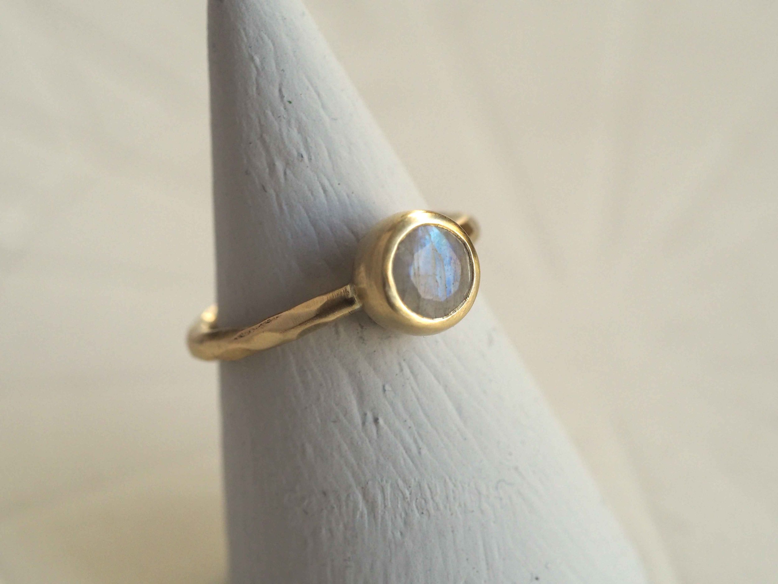 9ct-Yellow-Gold-Ring.jpg