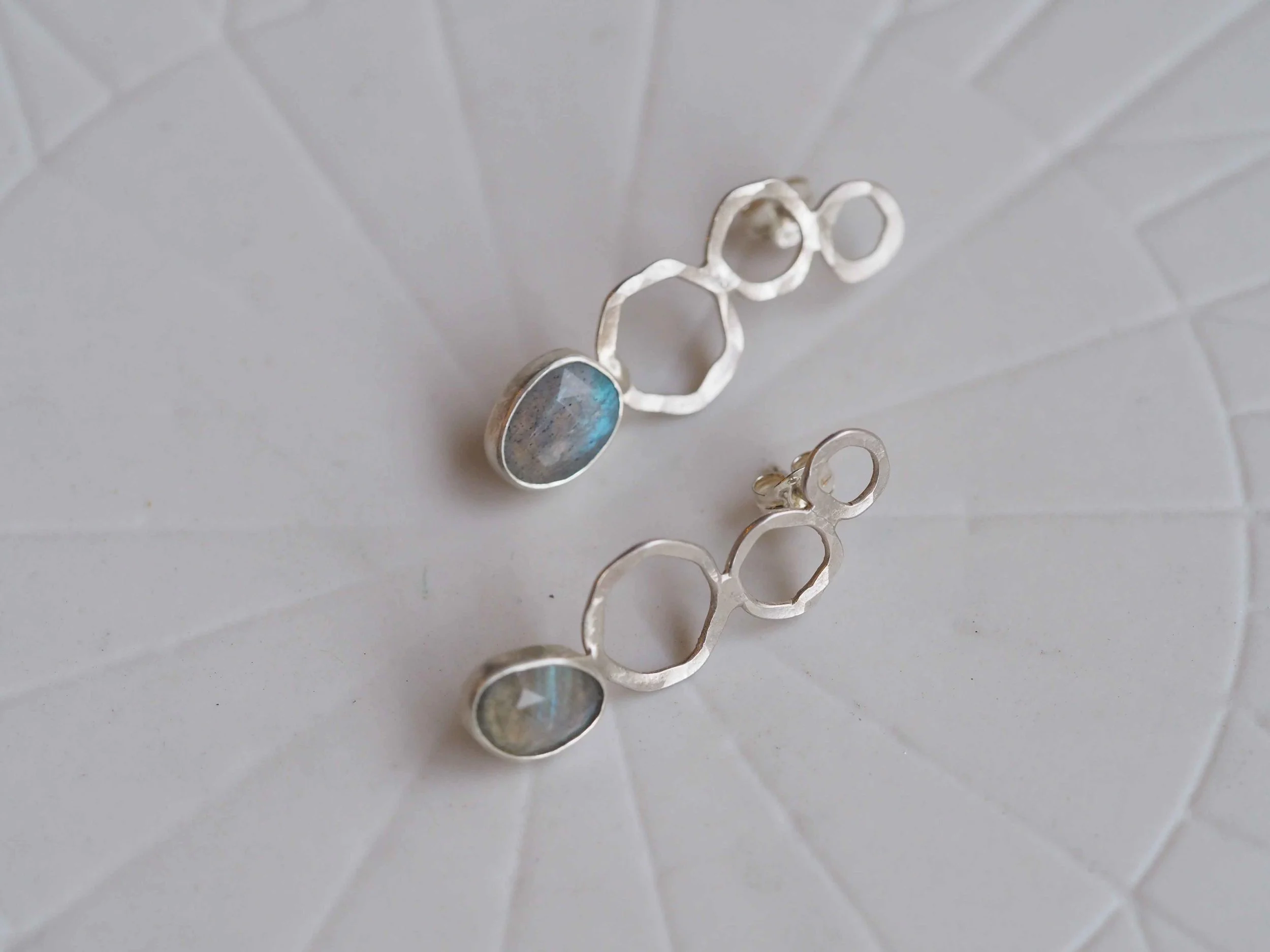 Modern-Contemporary-Jewellery-Design.jpg