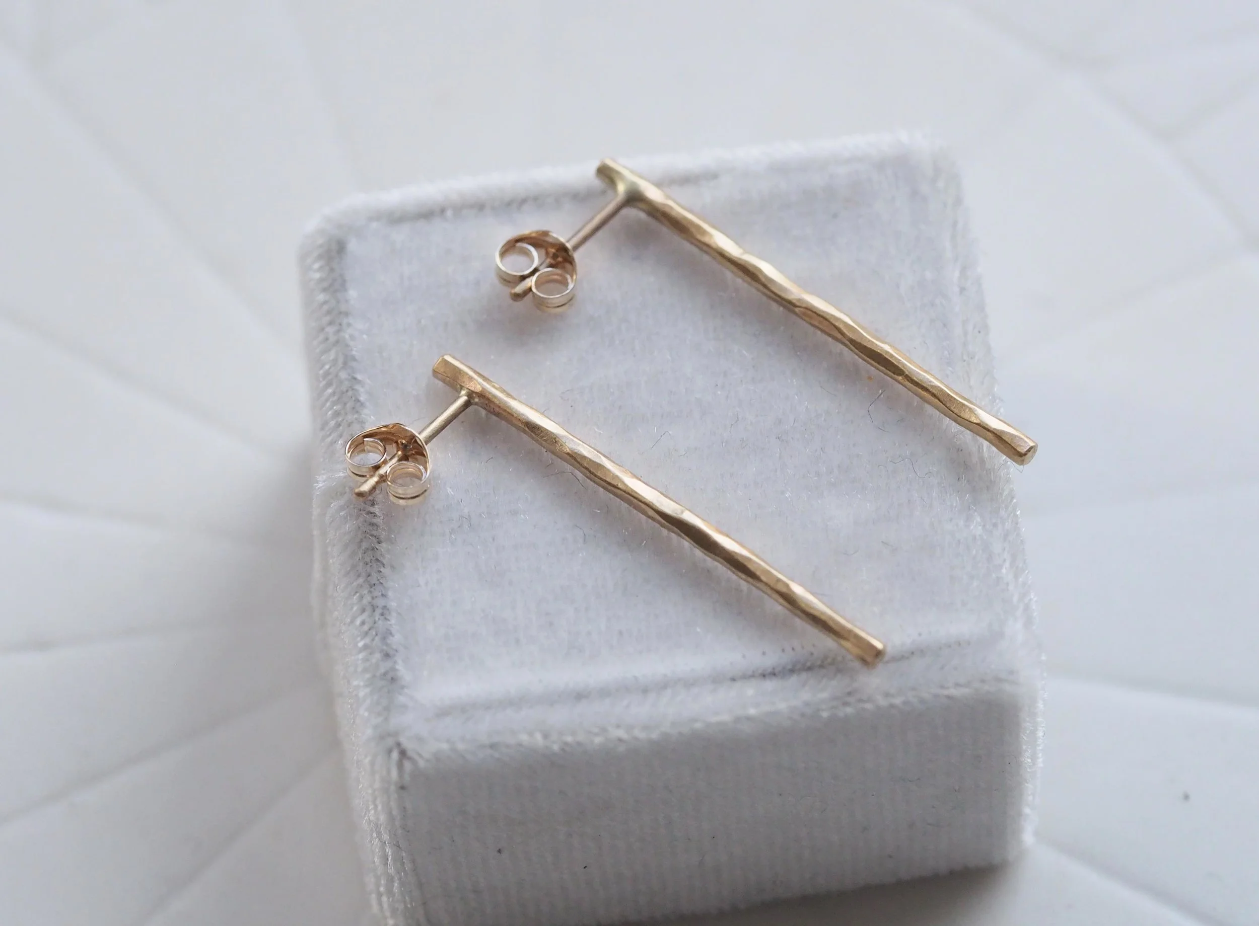 READY TO SHIP // Solid 9ct Gold Long Faceted Bar Studs