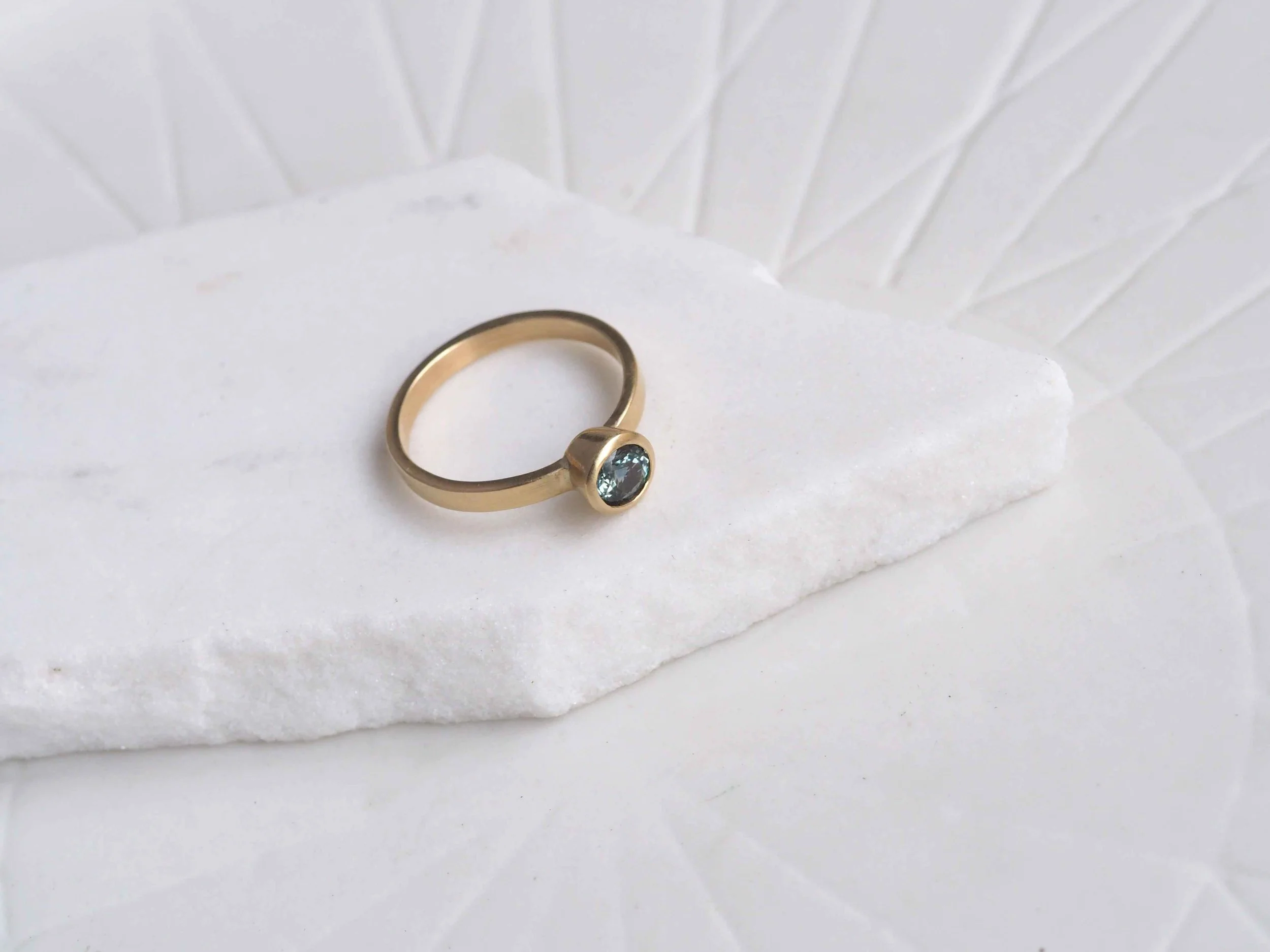 Yellow-Gold-and-Green-Sapphire-Ring.jpg