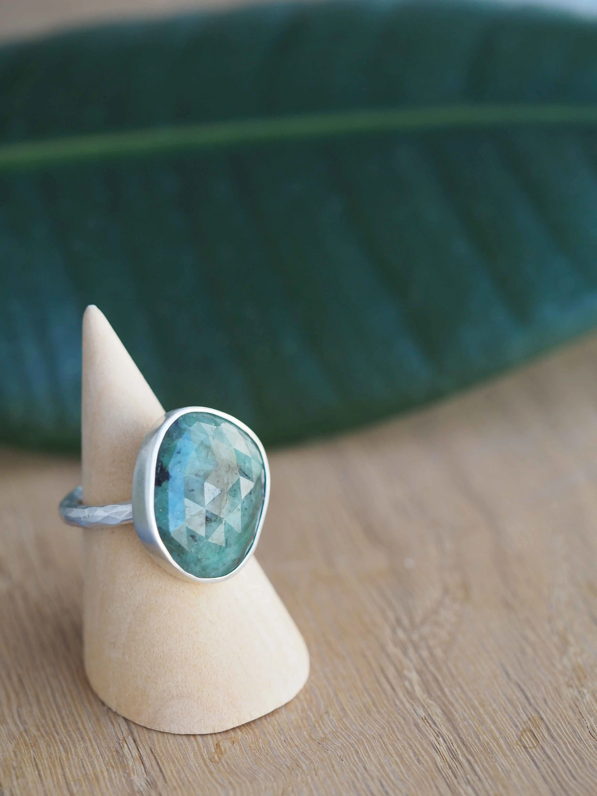 Rose-Cut-detail-Emerald-Stone.jpg