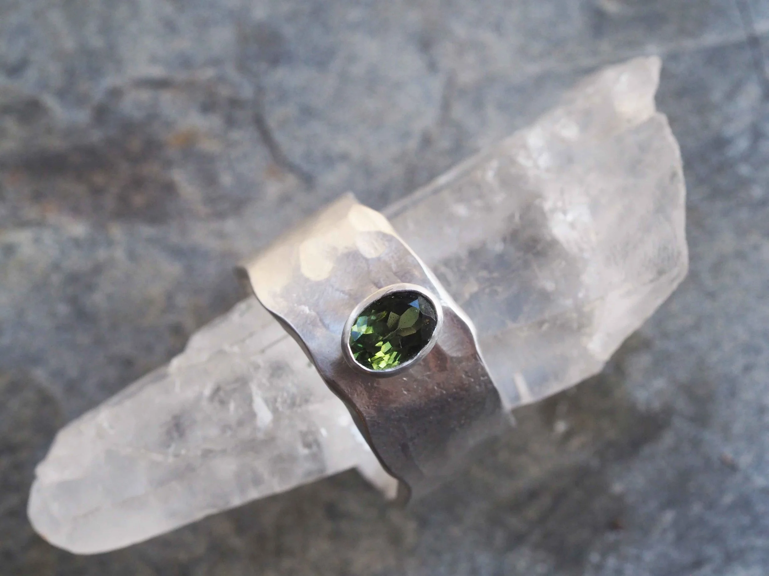 Silver-and-Green-Stone-Contemporary-Ring-Design.jpg