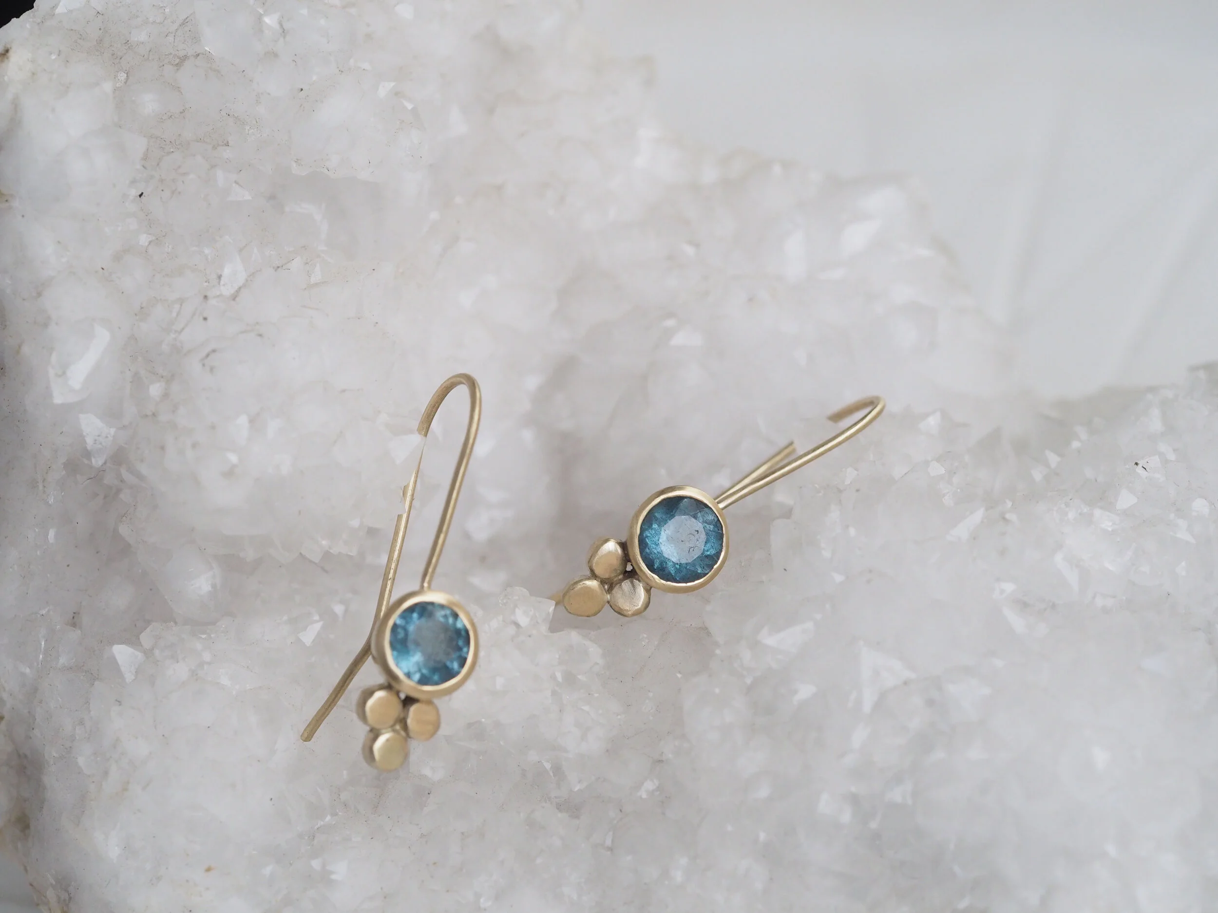 Moss Aquamarine 9ct Yellow Gold Triple Bead Cluster Earrings