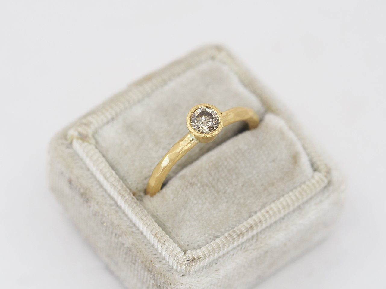 champagne diamond.jpg