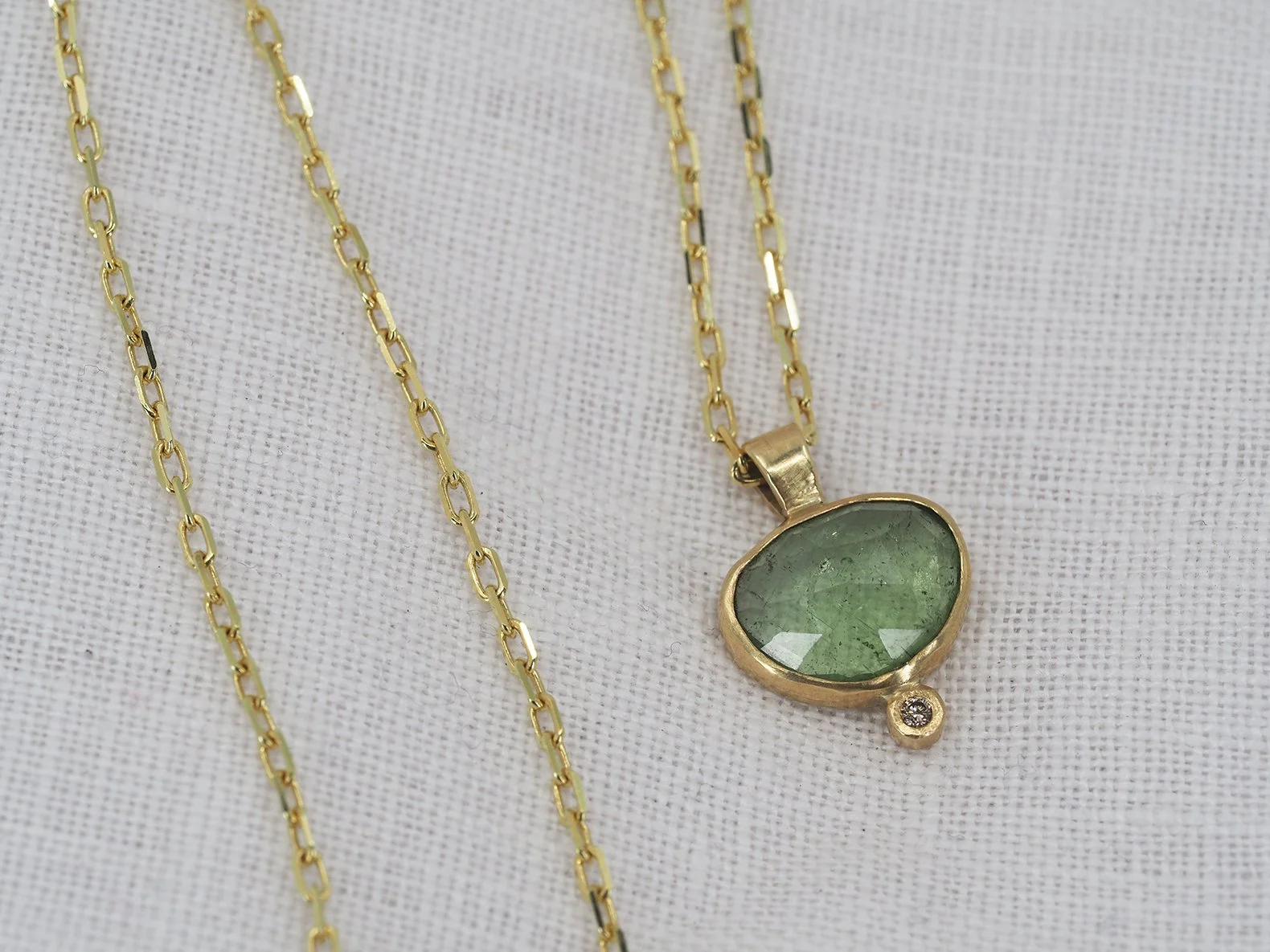 rose cut tourm necklace2.jpg