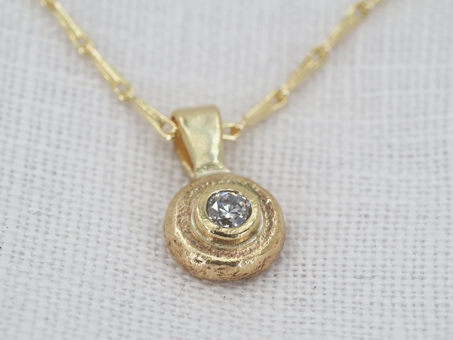 white diamond pendant.jpg