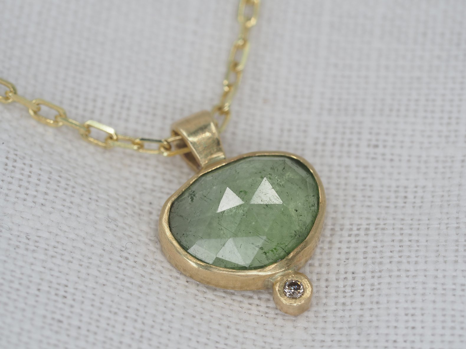 rose cut tourm necklace4.jpg