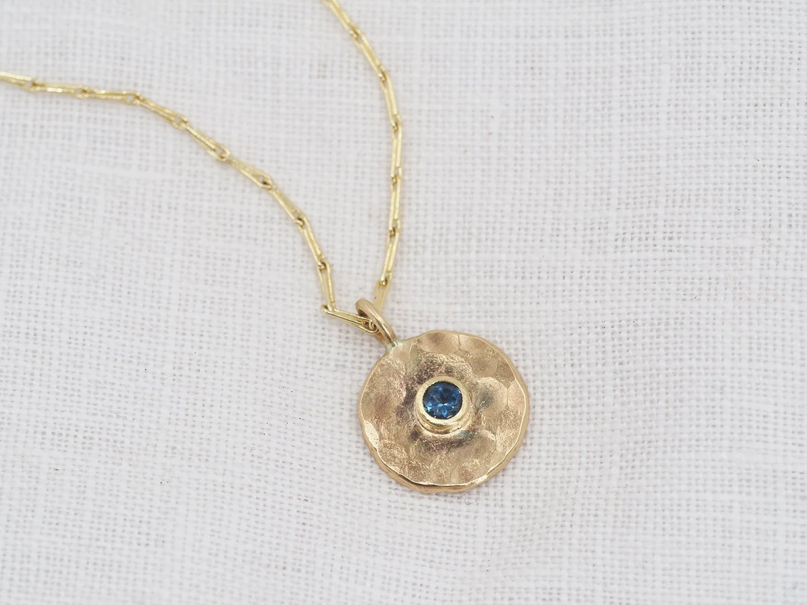 aqua disc pendant.jpg