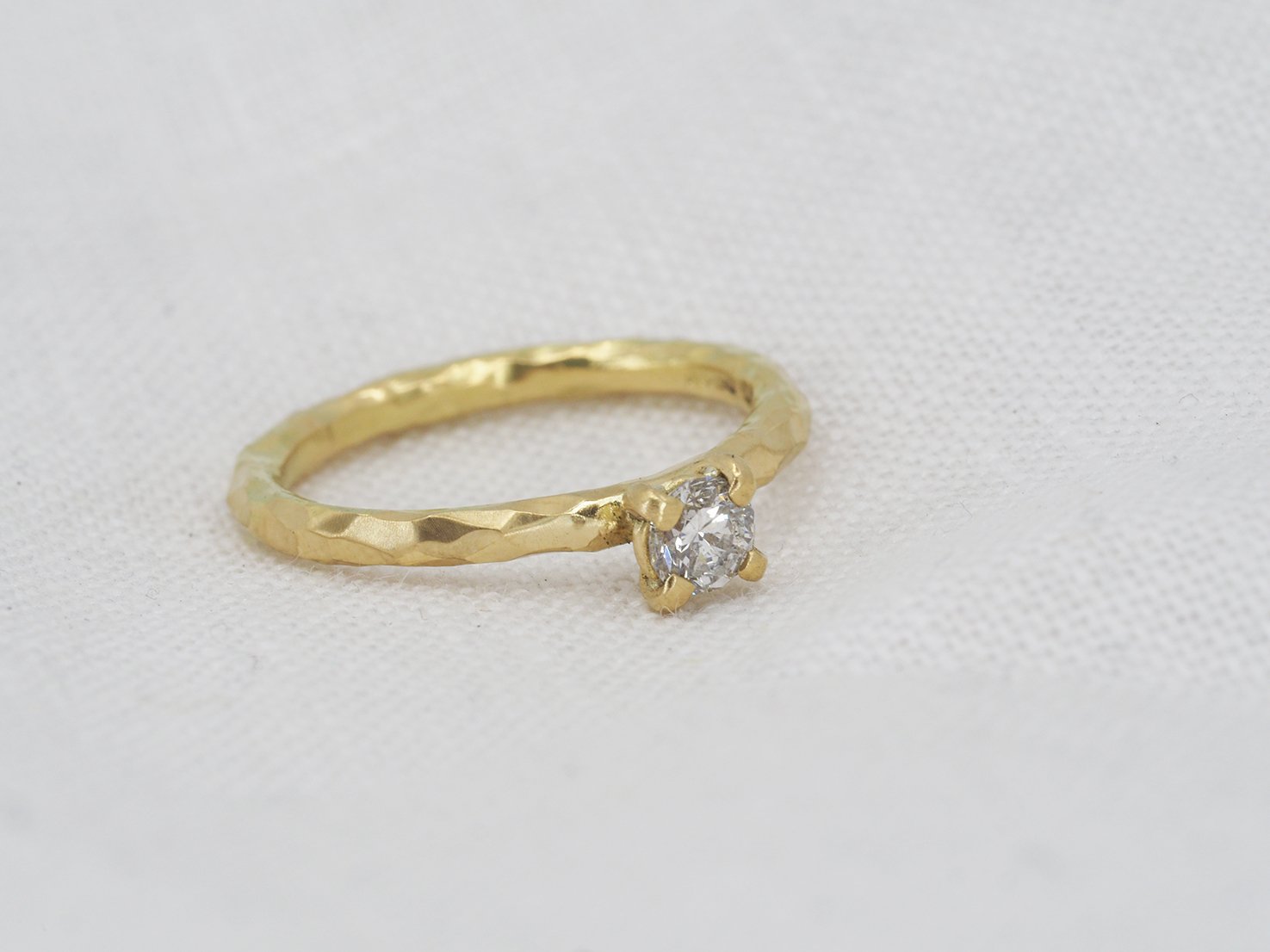 18ct y claw.jpg