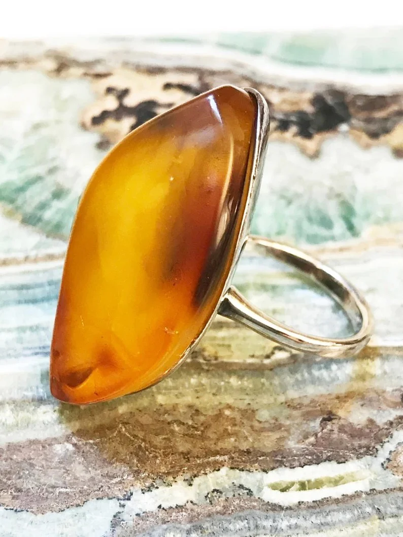 Amber ring 02.jpg