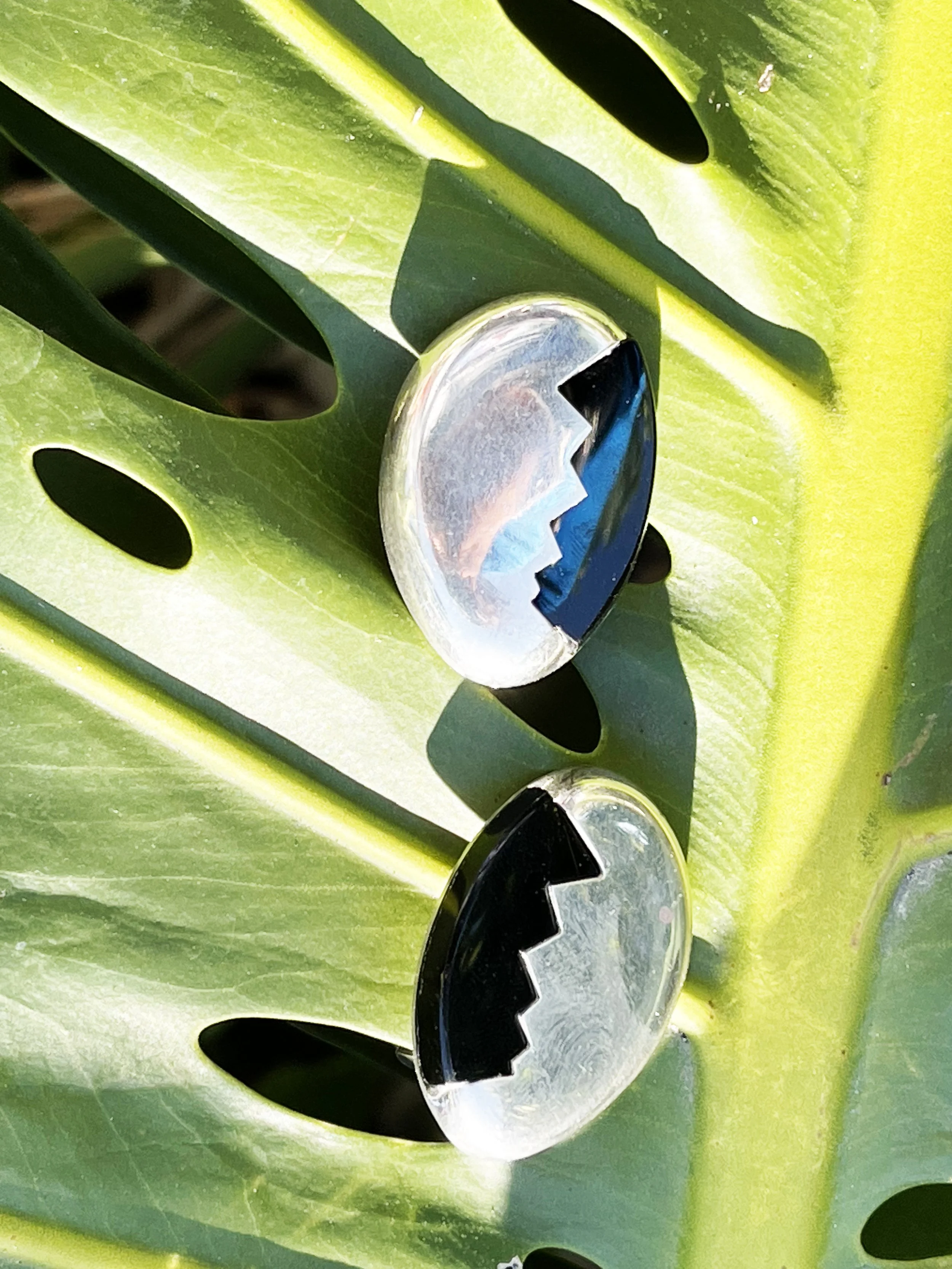 Oval silver earrings 3.jpg