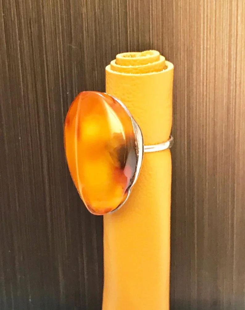 Amber ring 05.jpg