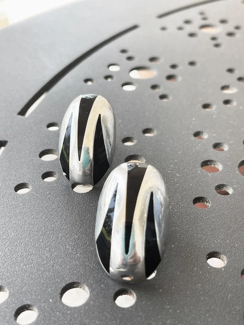 Silver Taxco earrings 5.jpg