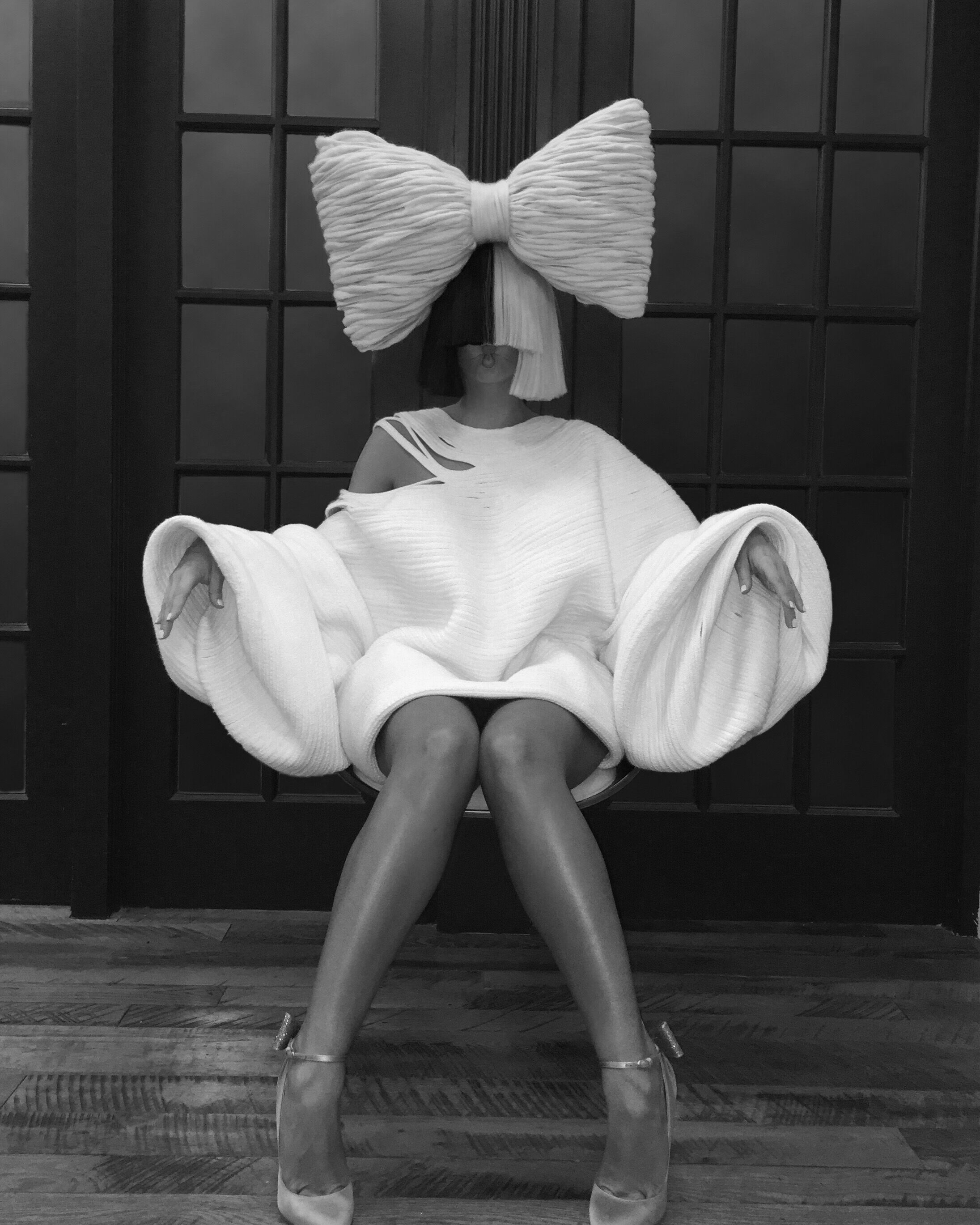 Sia+-+AMZ+Final_black+and+white.jpg