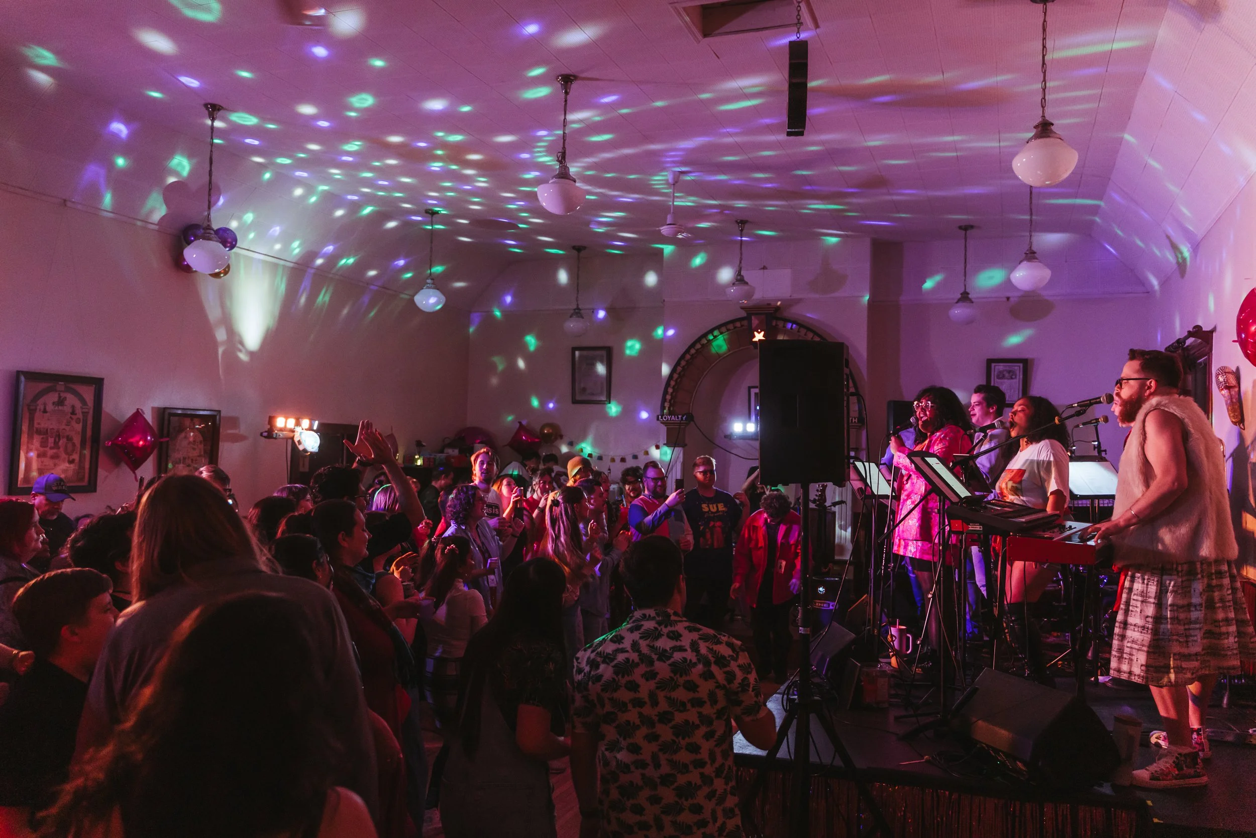 Orange Hall, Tough TImes Family Band