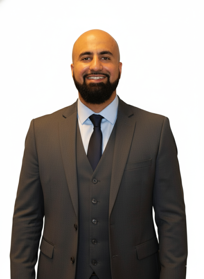 Rahul Kaushal, Founder of OMNI LAW GROUP, providing experienced family law litigation support in Brampton and Orangeville.