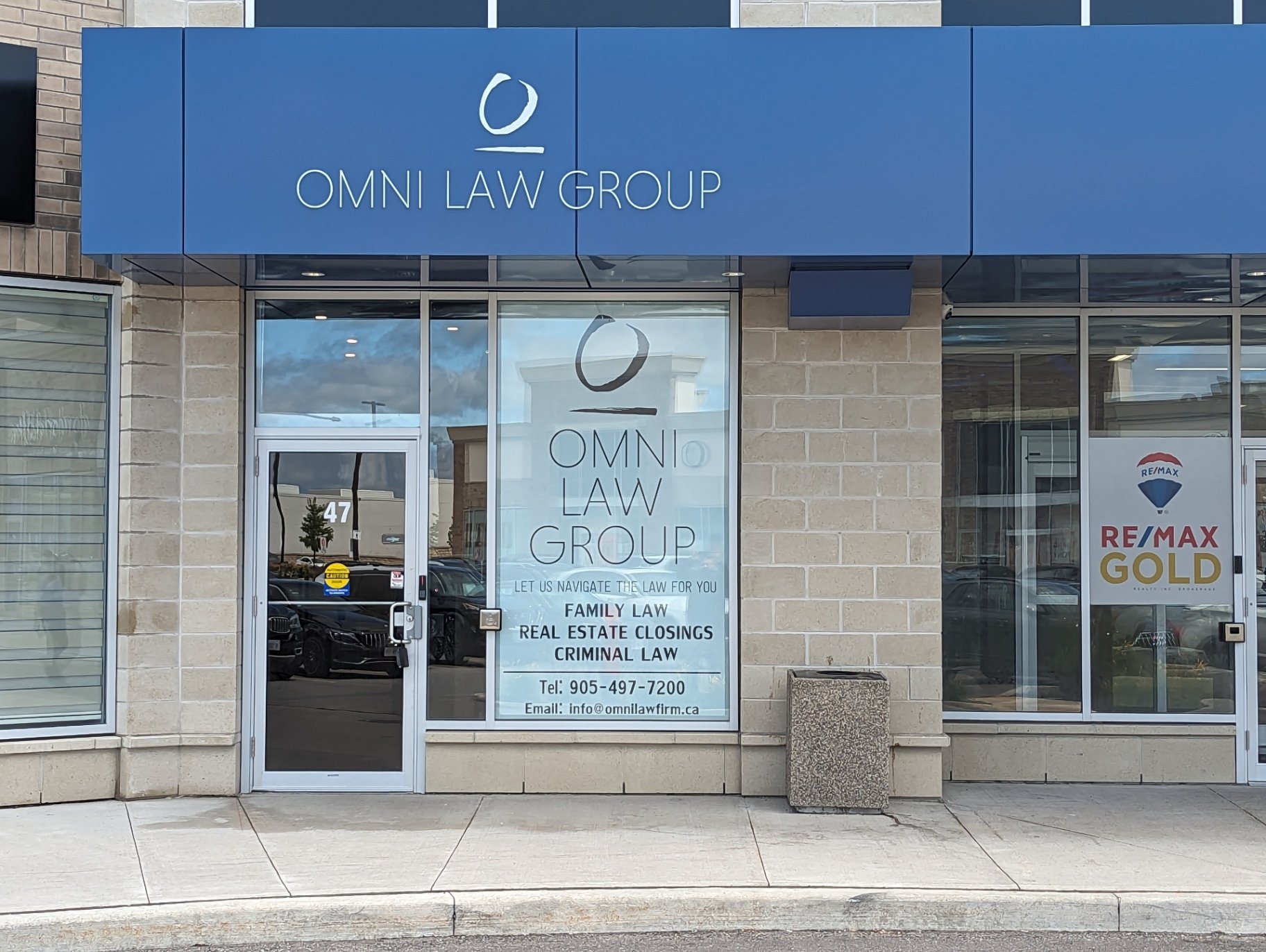 Exterior view of OMNI LAW GROUP’s Brampton office, providing family and criminal law services for clients in both Brampton and Orangeville.