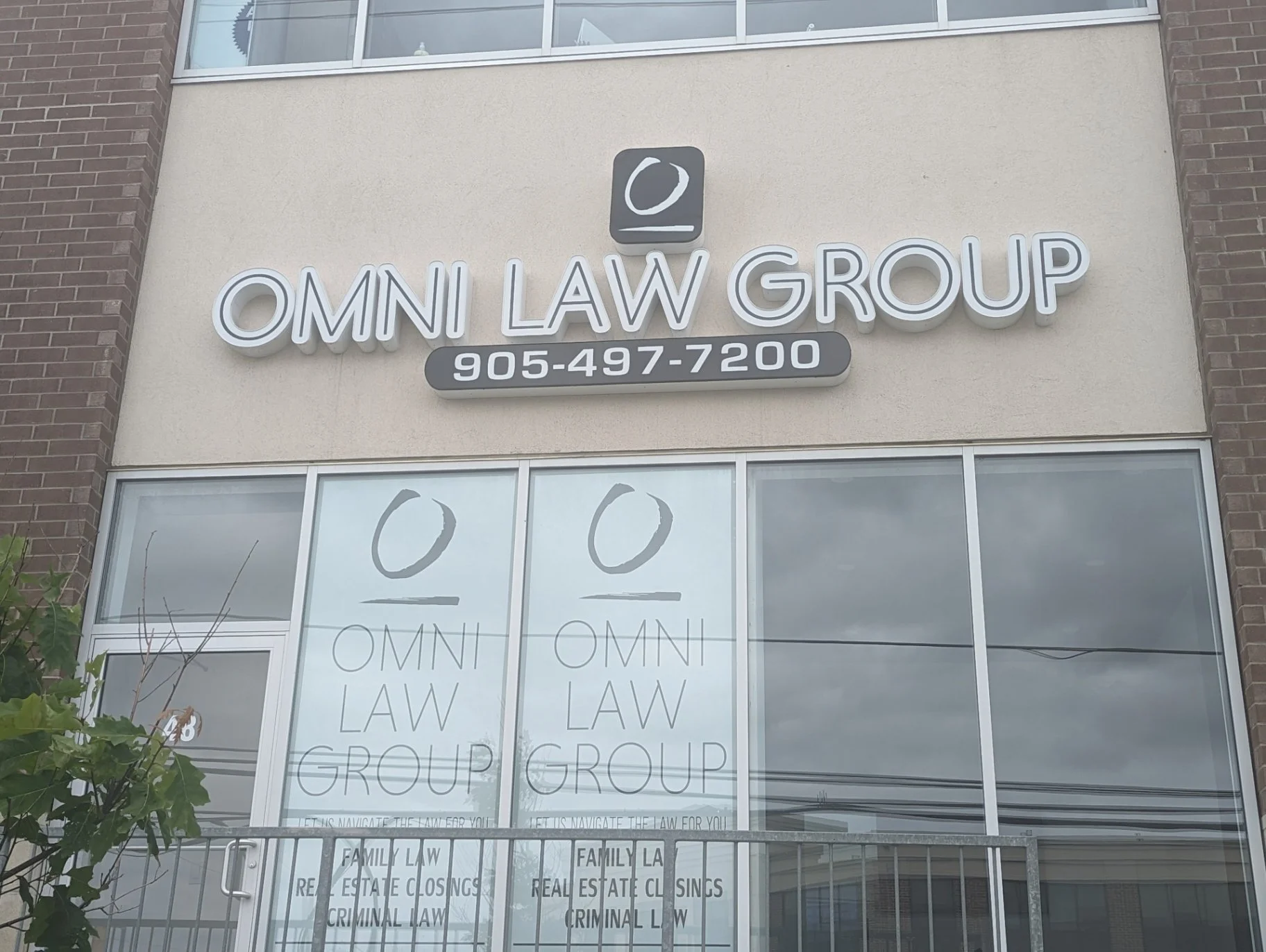 Exterior view of OMNI LAW GROUP office in Brampton.
