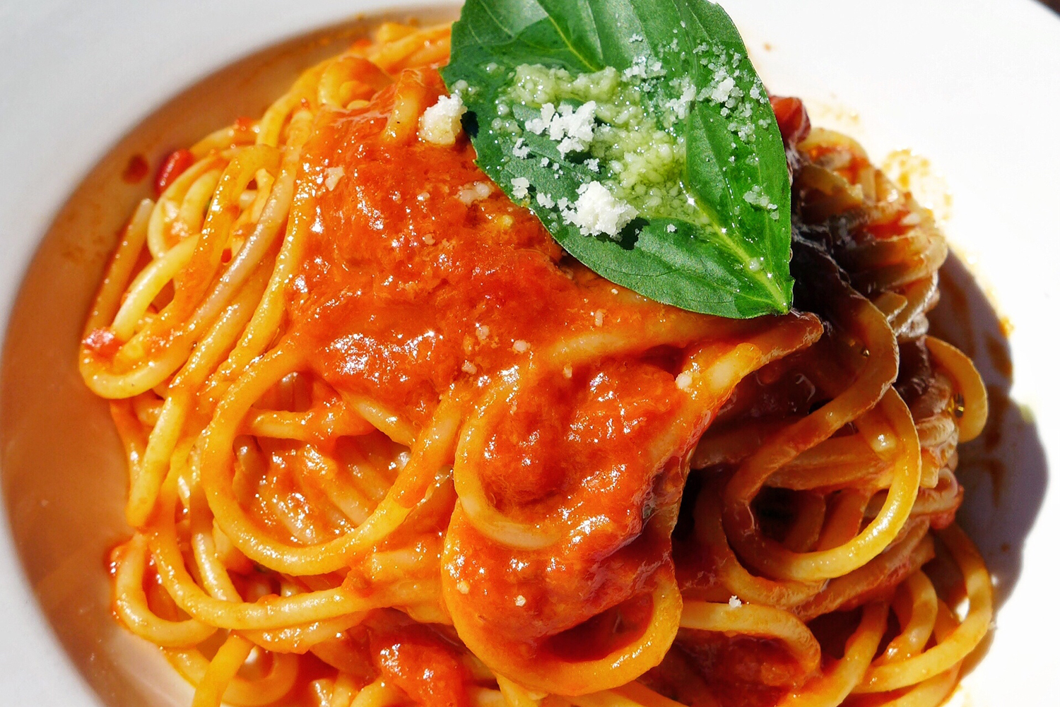 Spaghetti Pomodoro e Basilico