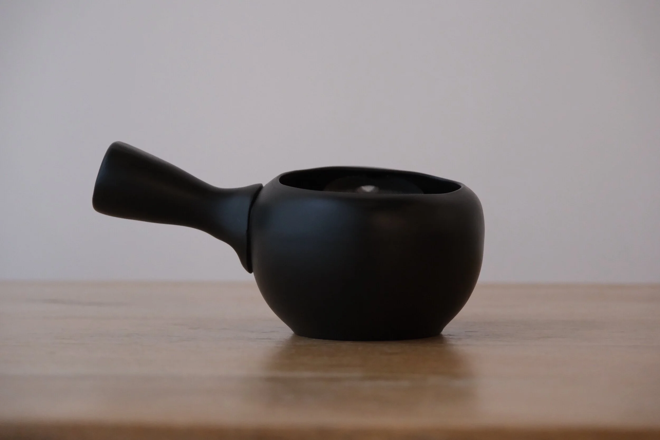FUTANASHI KYUSU - KURO — CHA-OLOGY お茶とお菓子