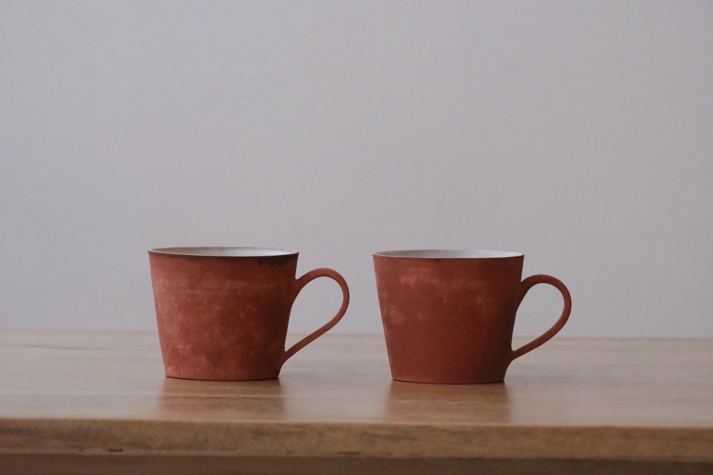 RED MUG CUP - OOMORI KENJI