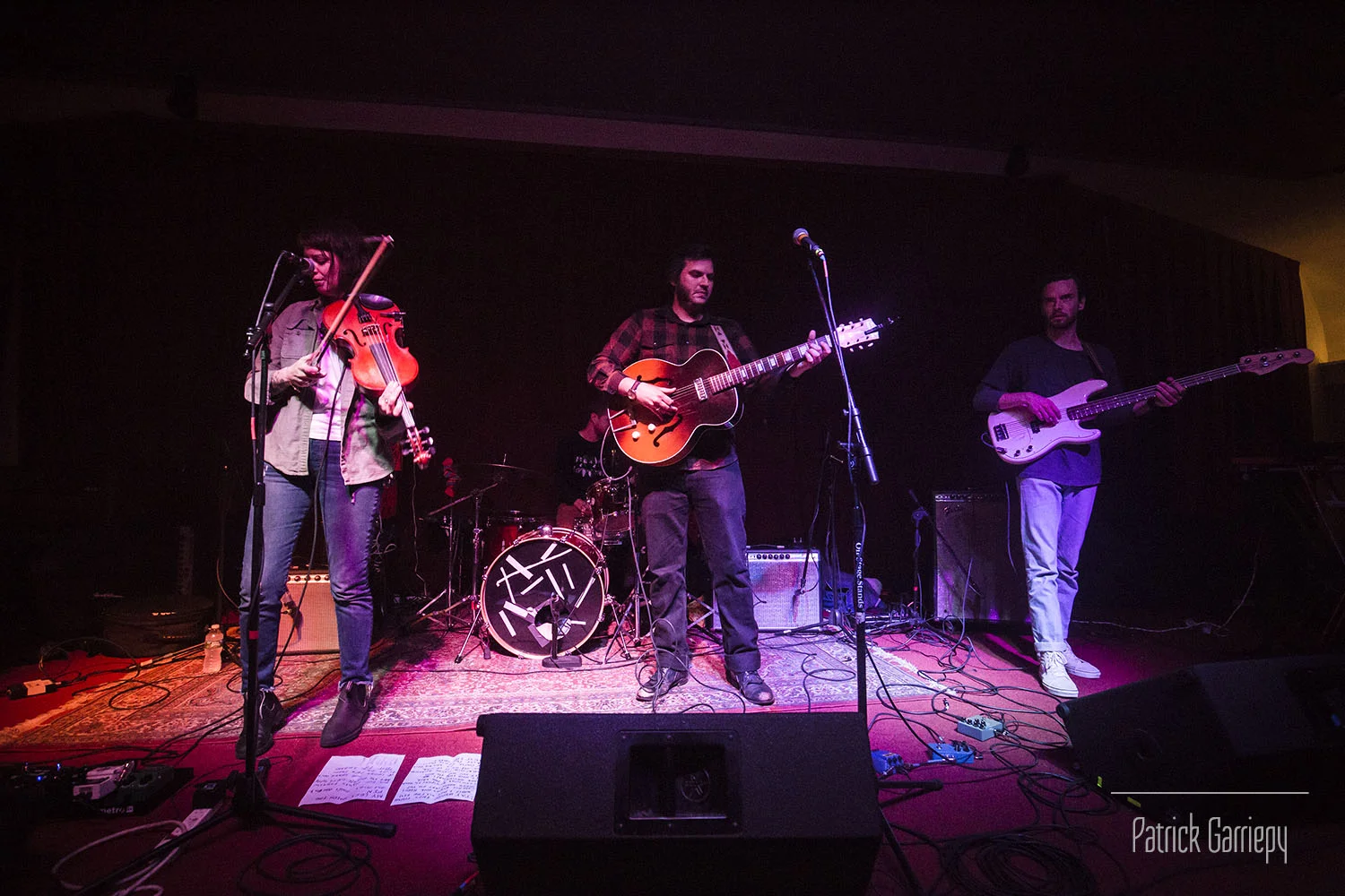 Last Good Tooth performing