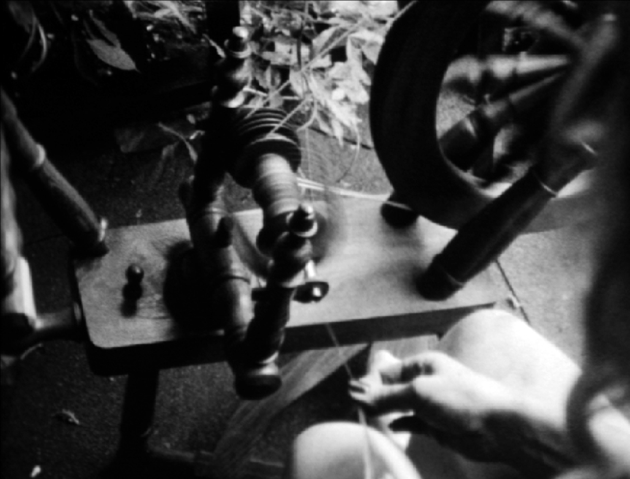 "no idle hands," 2008. Super 8 film transferred to video, 9:43 mins, color, sound (video still)