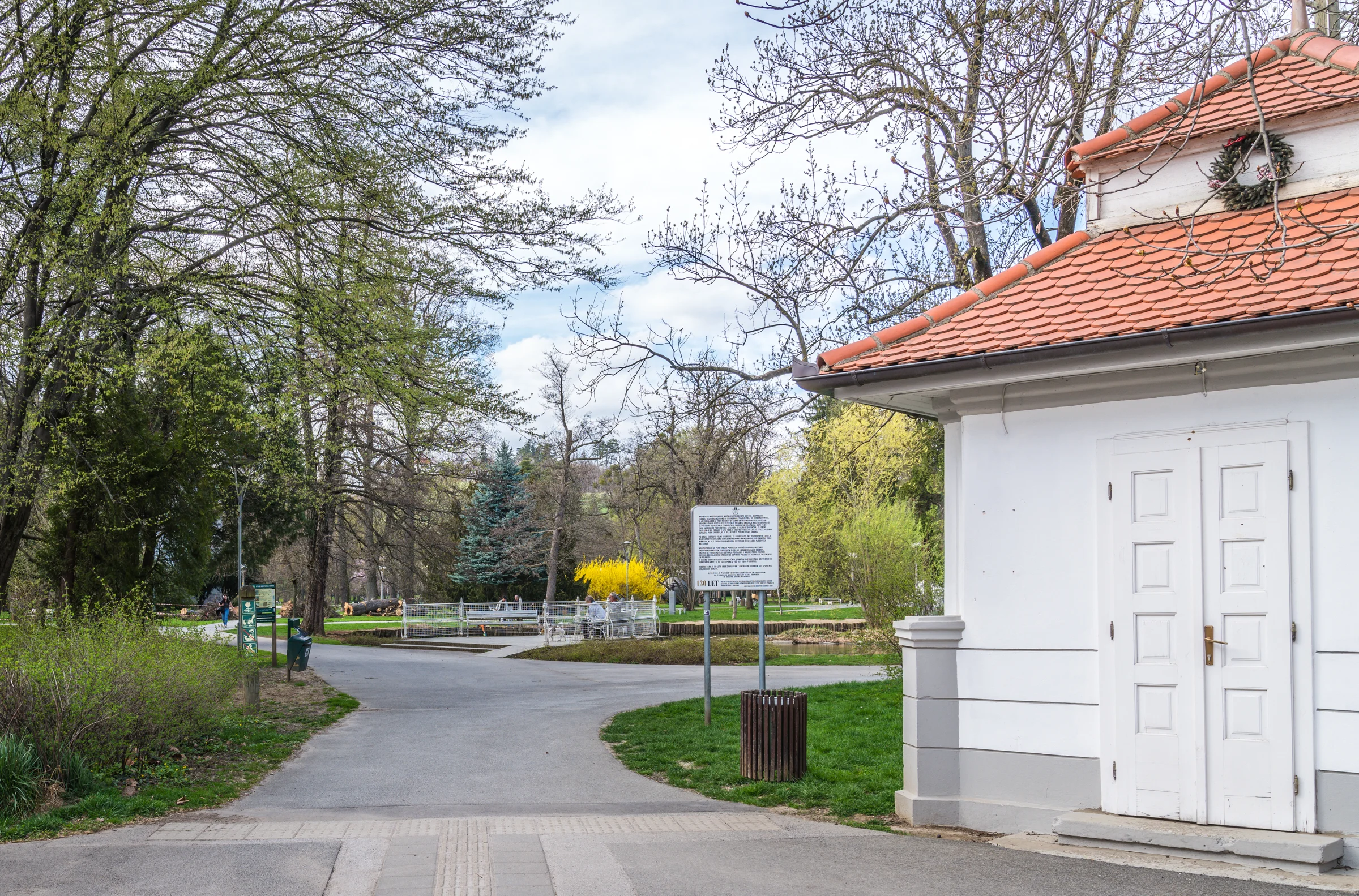 15_Mestni_park_1.jpg
