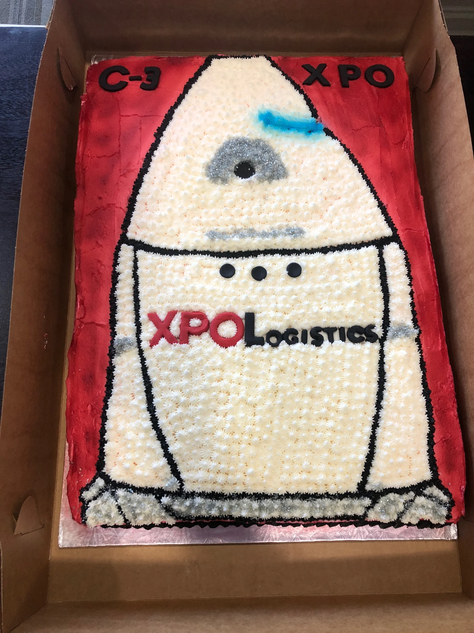 KI XPO Cake.jpg