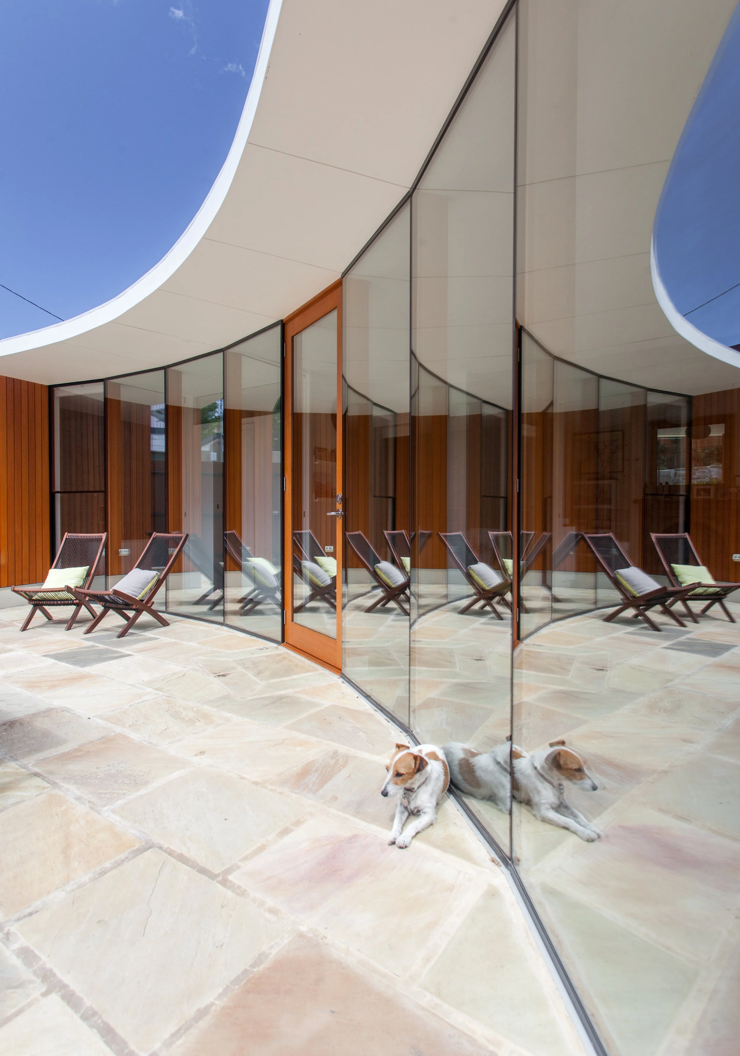 4. curved glass wall 2.jpg