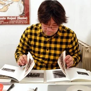 Yoshikatsu+Fujii+portrait.jpg