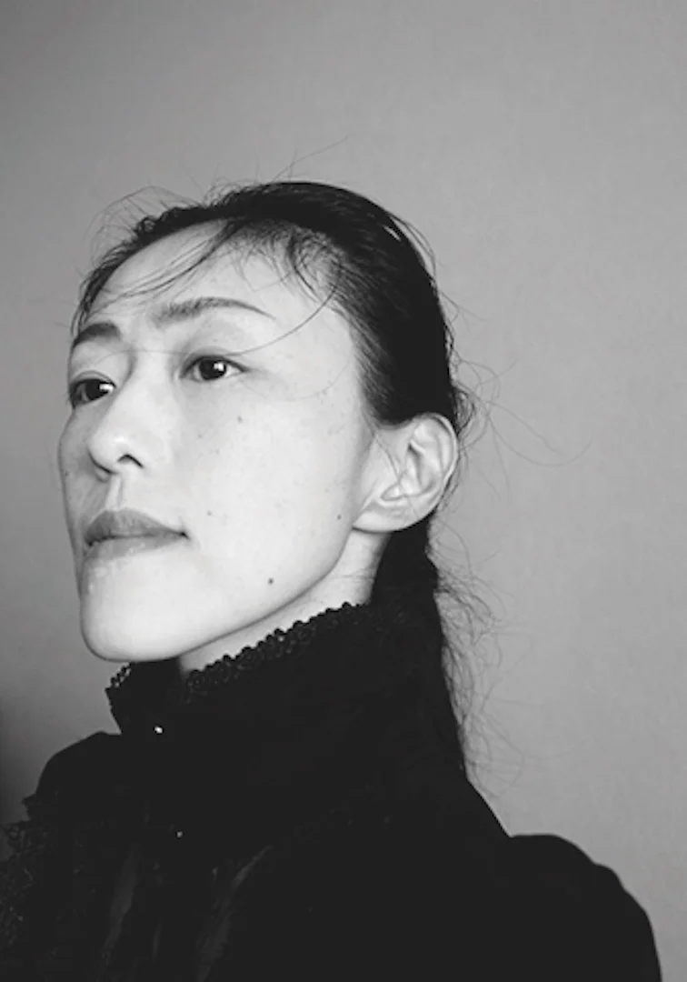 4映里-灰度 - small.jpg