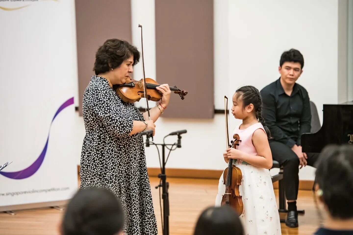 Community outreach events were a special feature of this year&rsquo;s SIVC.

Alongside the competition buzz, we were delighted to host two days of outreach activities for the public, featuring:
- An up close experience with Rin Collection fine violin