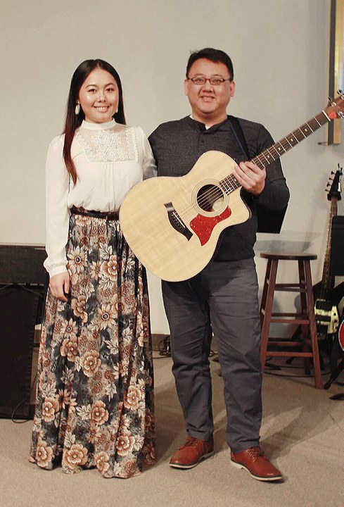 WORSHIP DIRECTOR: Mr. Tjeng Her