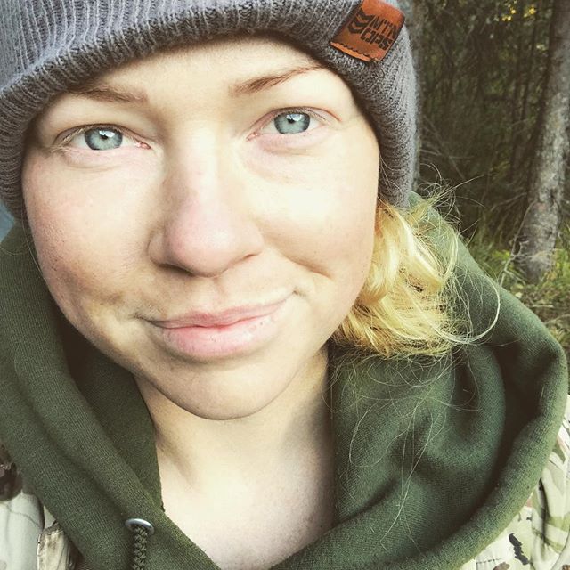 Trip Highlight #3 : A fresh face with nobody to impress. Just a clean face and focused mind. This hunt coverage is probably the roughest y’all will ever see me. Makeup means ounces, ounces turn to pounds, and pounds turn to pain so I left it behind. How freeing!!